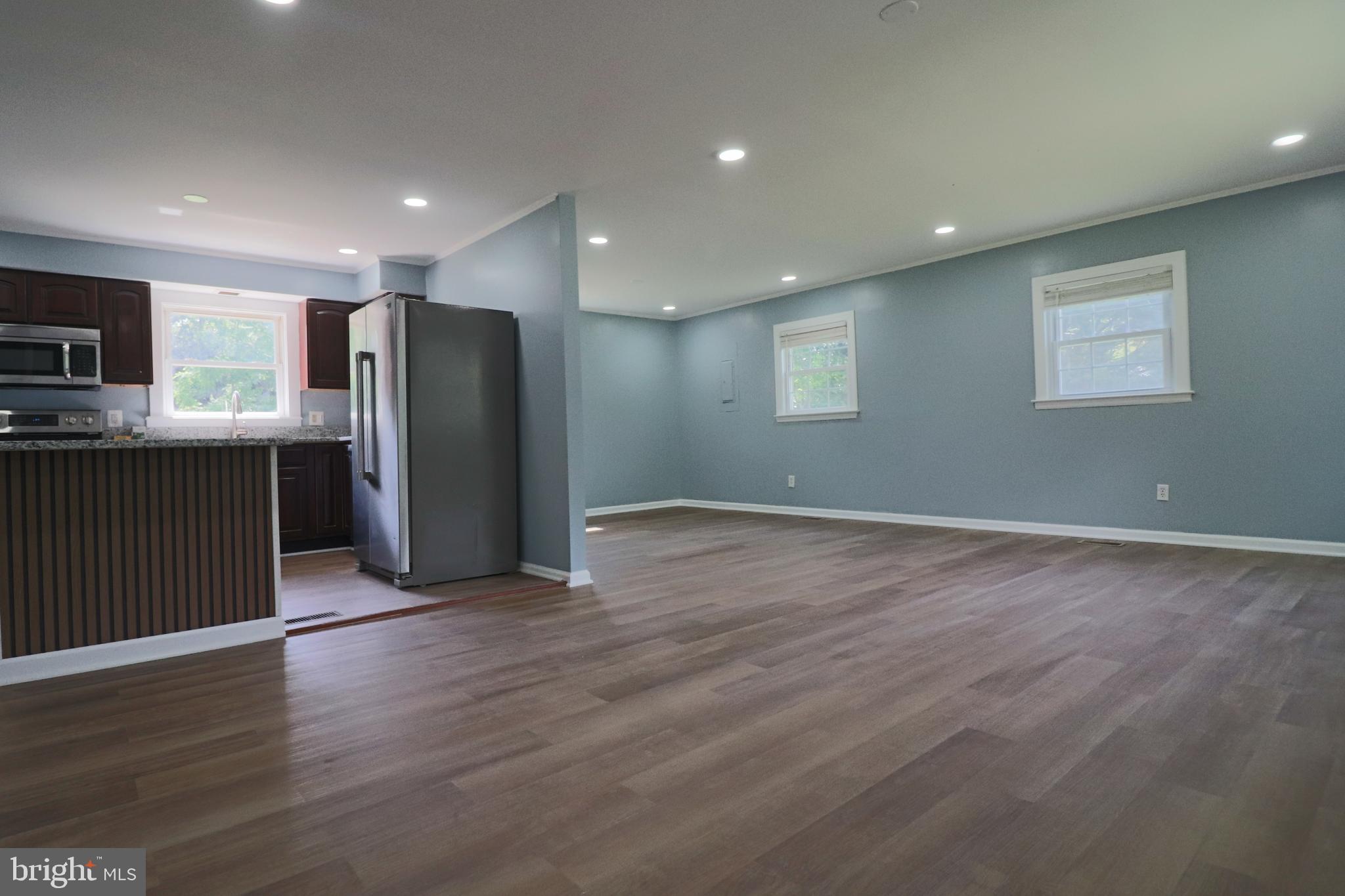 SHEN FARMS RIVERVIEW - Residential