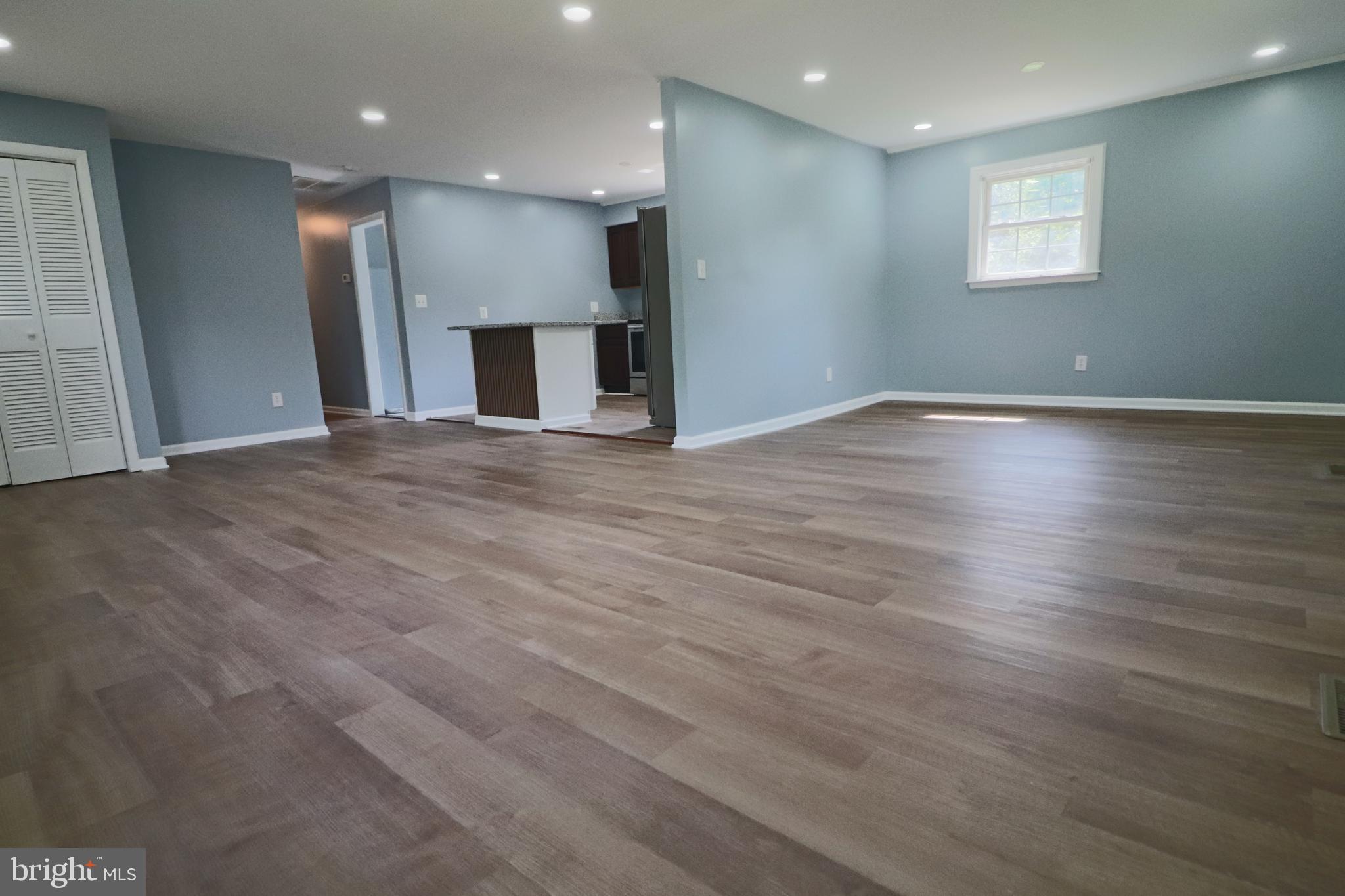 SHEN FARMS RIVERVIEW - Residential