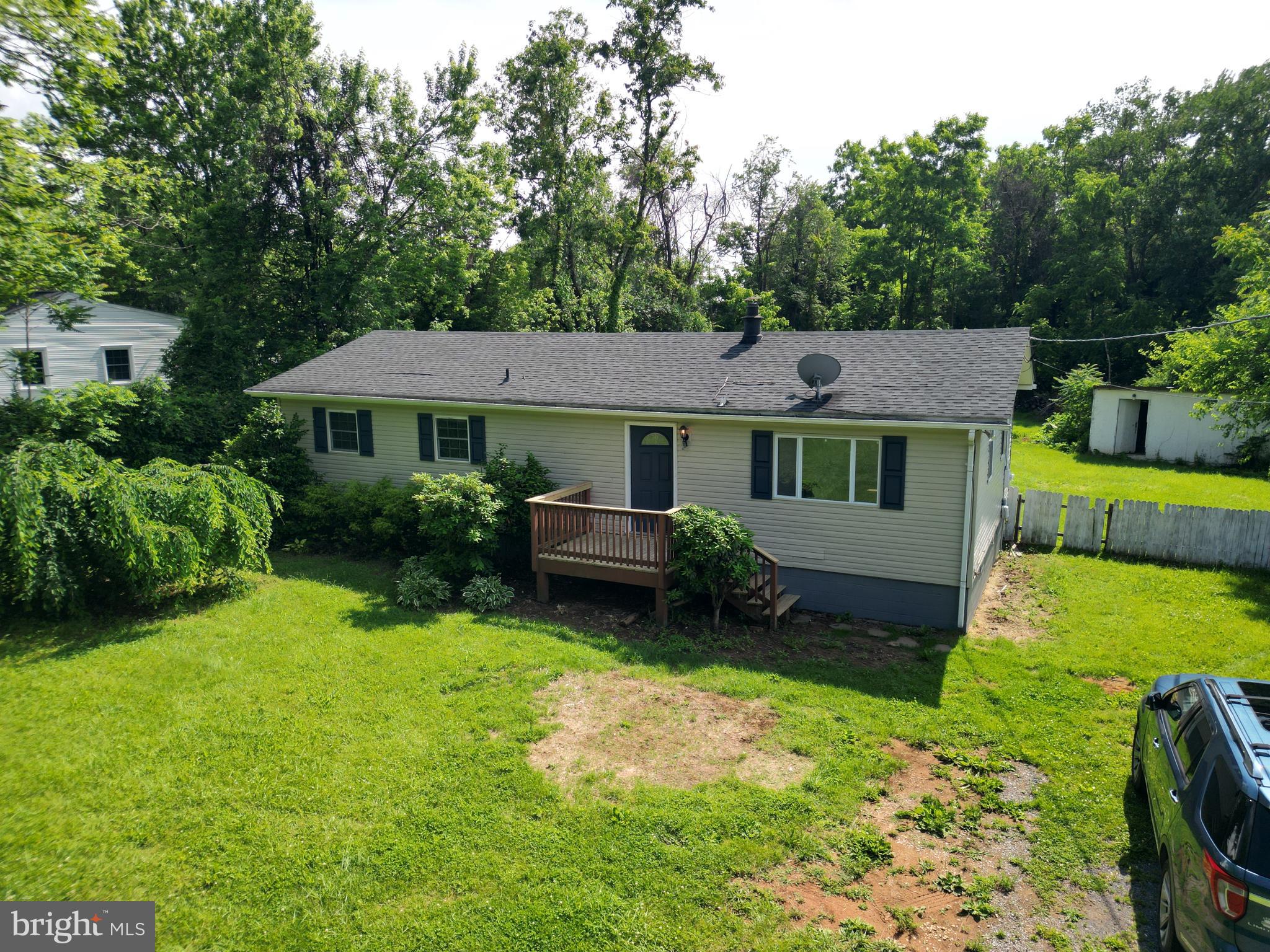 Precious jewel! Living in the country near the Shenandoah River offers multiple options to enjoy the natural life, picnicking, camping, water activities, fishing, etc. This house has been completely updated, open space with kitchen, dining, and living integrated. Three bedrooms and two baths, primary bedroom with bathroom. Big lot, 1/2 acre, fenced and private, plenty of opportunities, get ready to develop the project you've been thinking about for a long time.