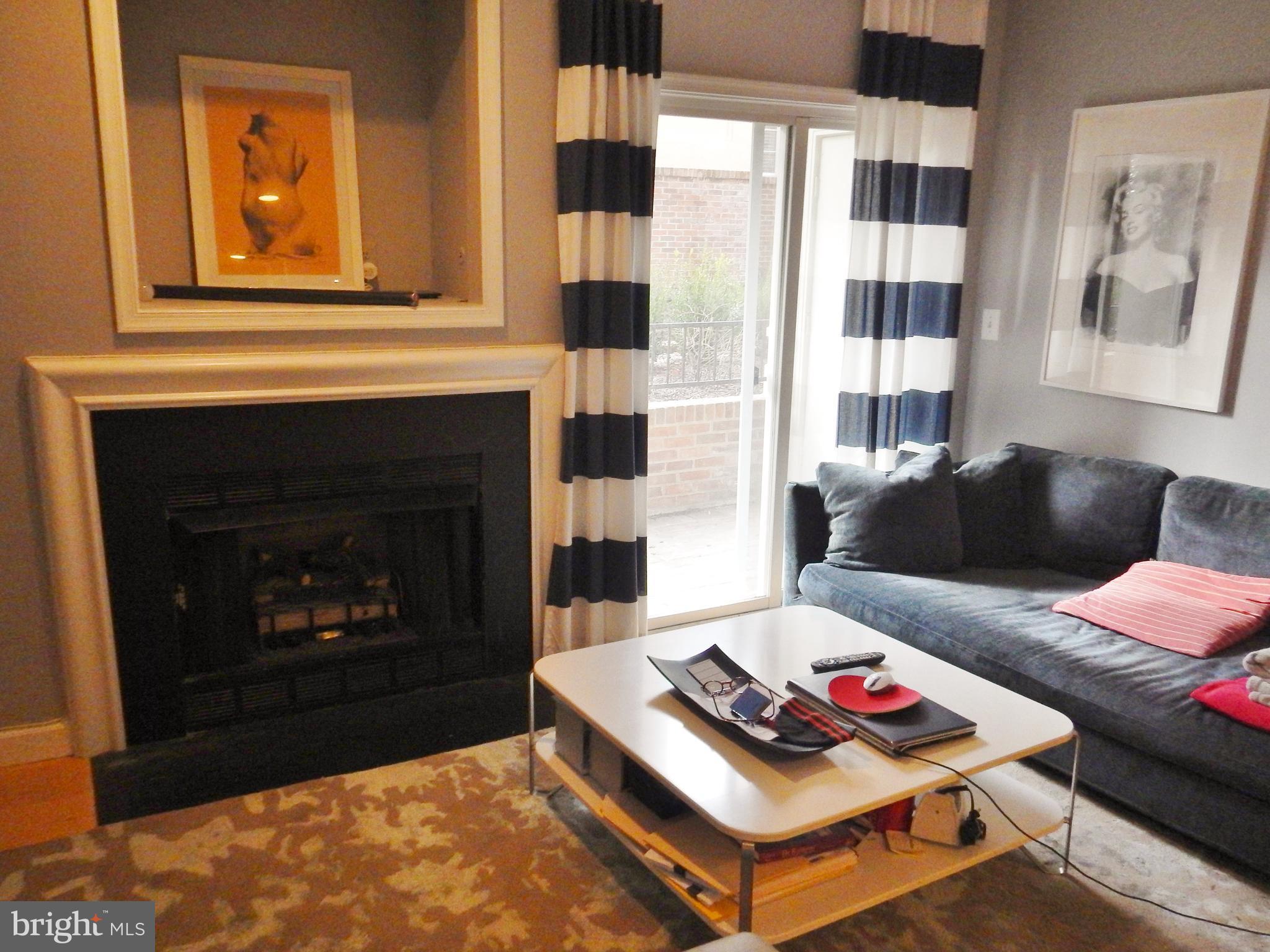 COURTHOUSE HILL - Residential Lease