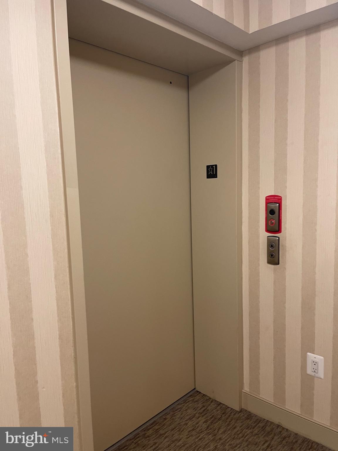 COURTHOUSE - Residential Lease