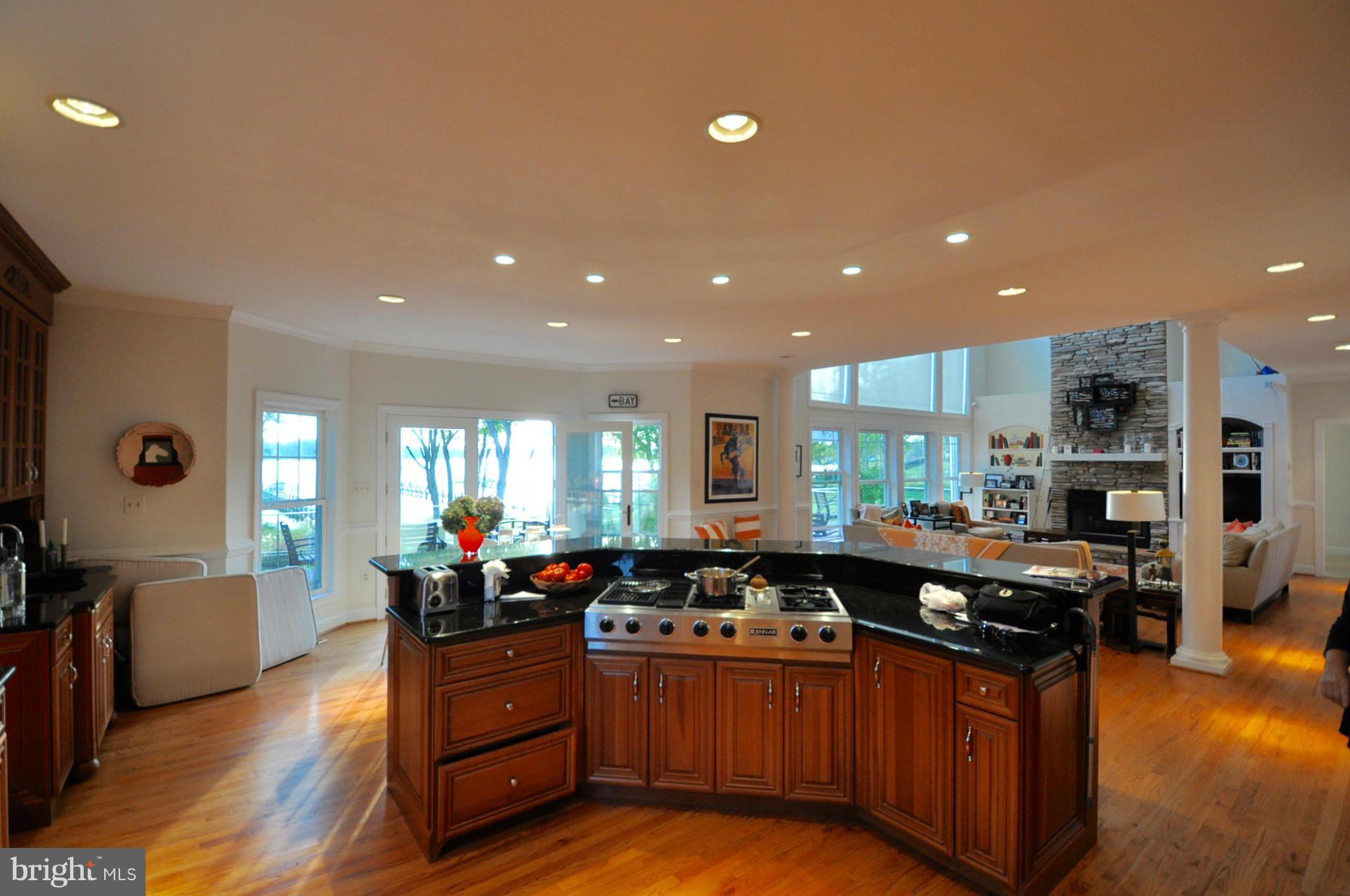 RHODE POINT - Residential