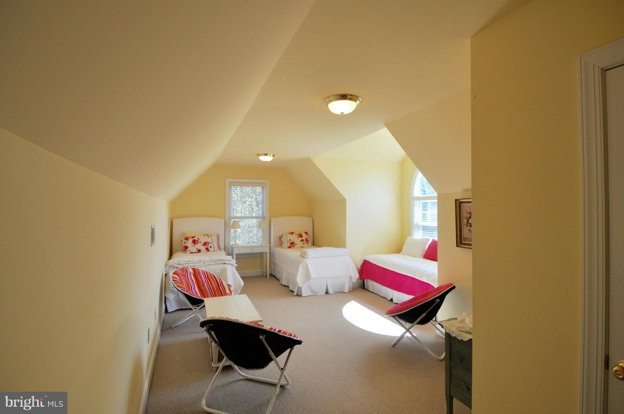 RHODE POINT - Residential