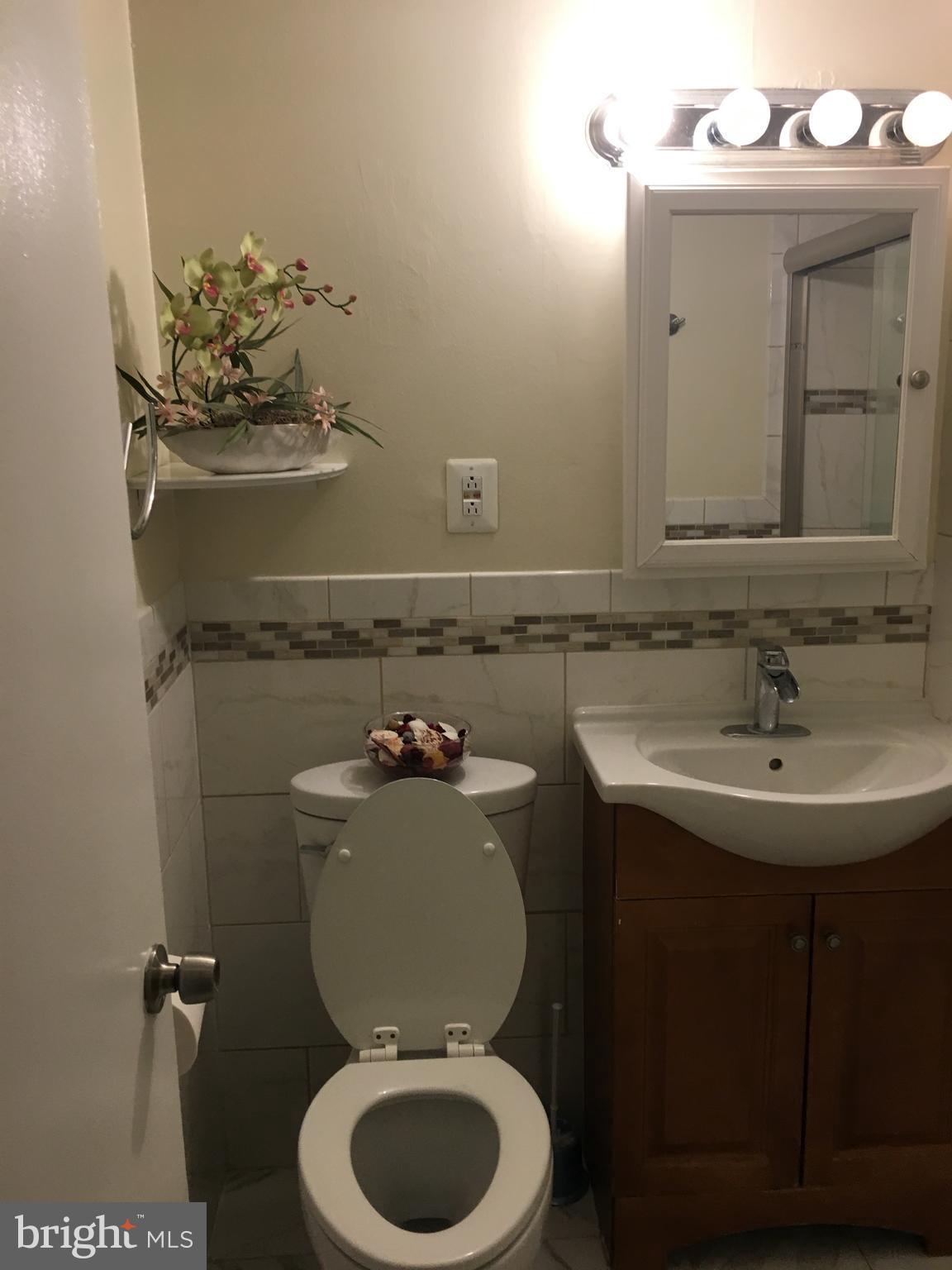 IVYMOUNT COURT - Residential