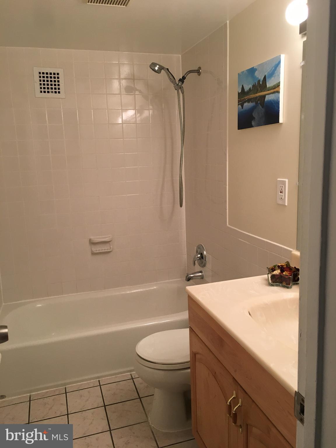 IVYMOUNT COURT - Residential