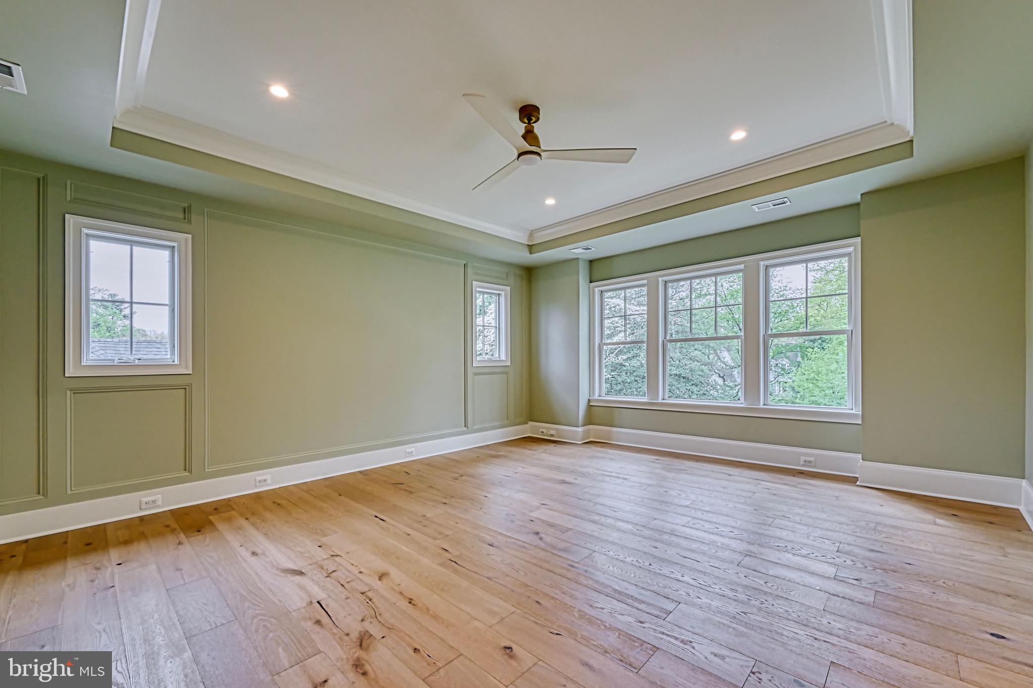 COUNTRY CLUB HILLS - Residential