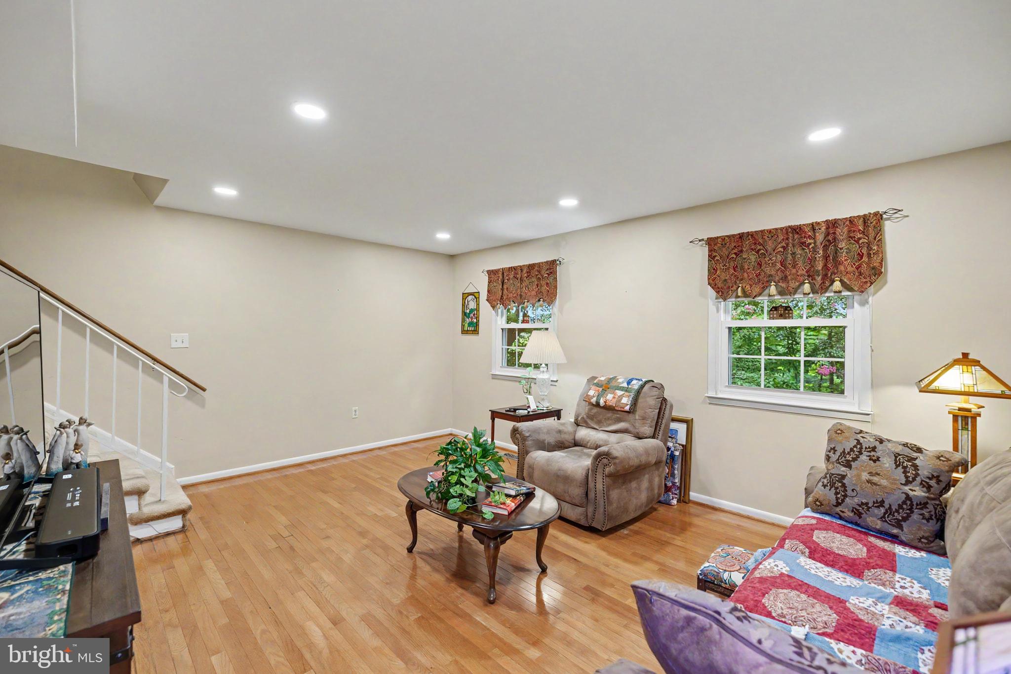 4315 ELLIOT COURT