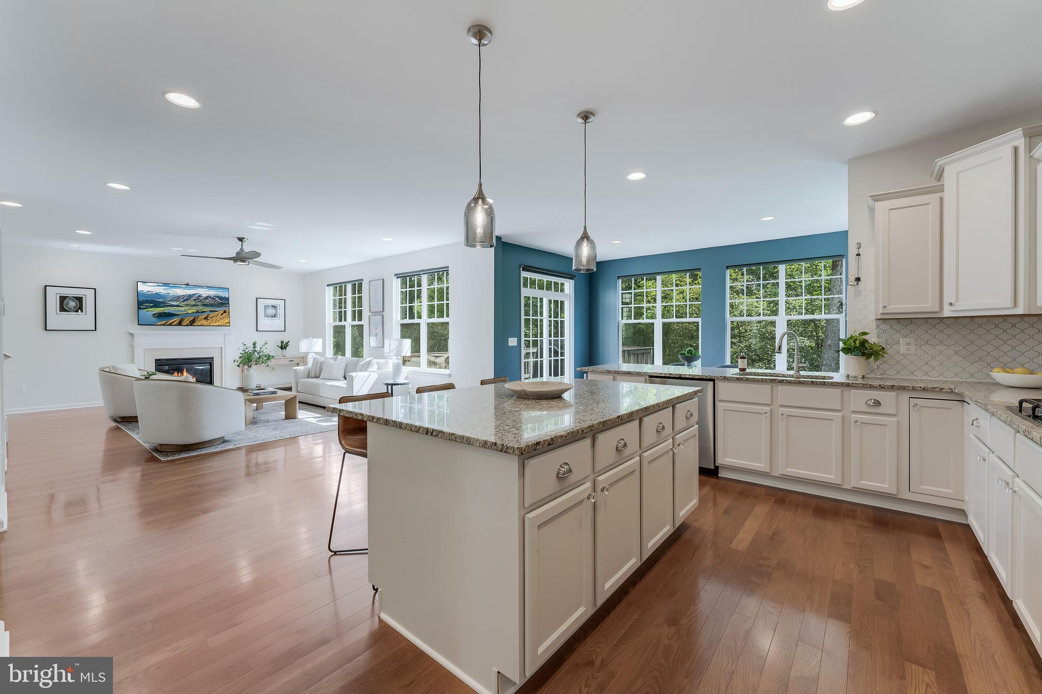 21248 GLASSMOYER COURT