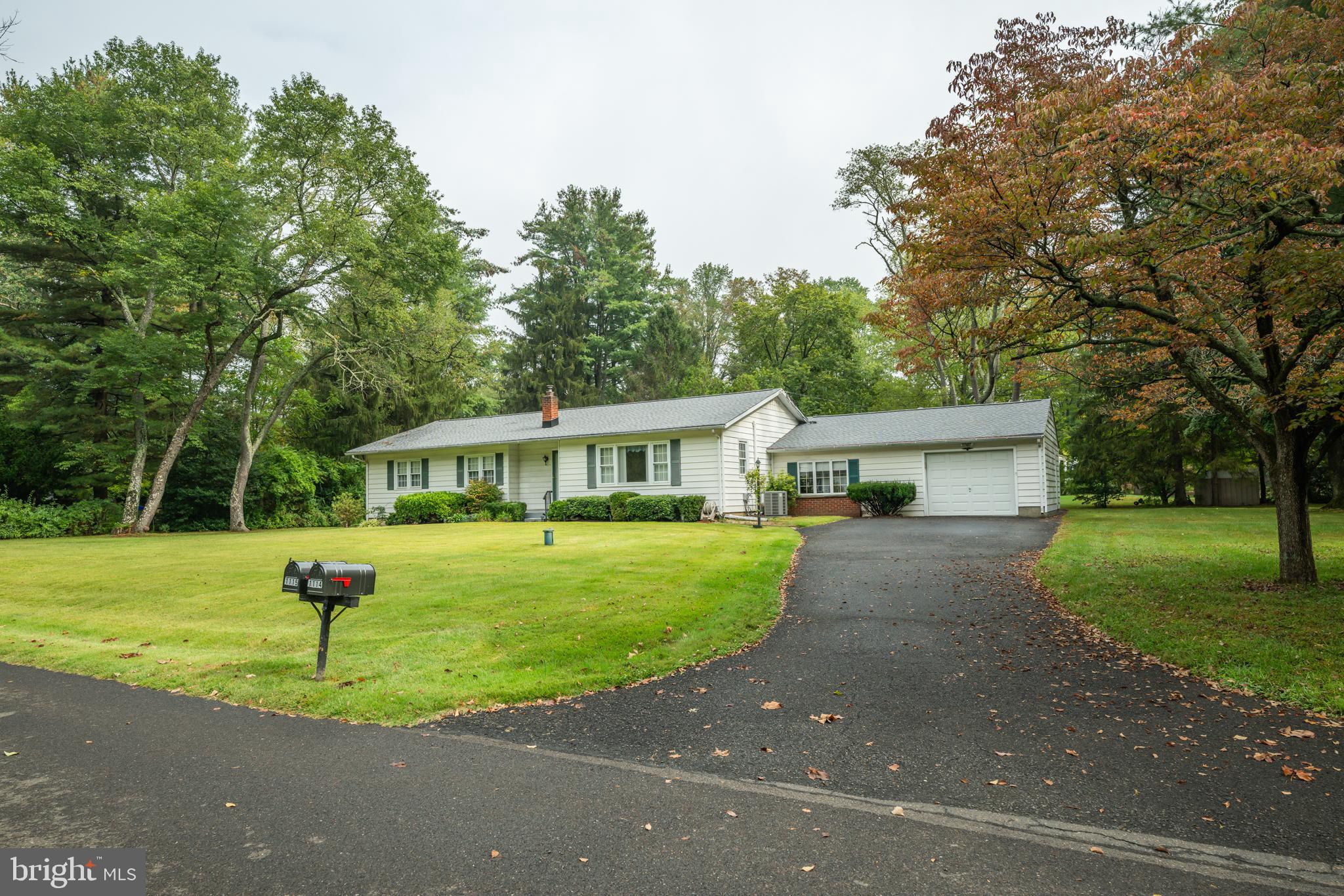 1114 GENERAL HAMILTON ROAD