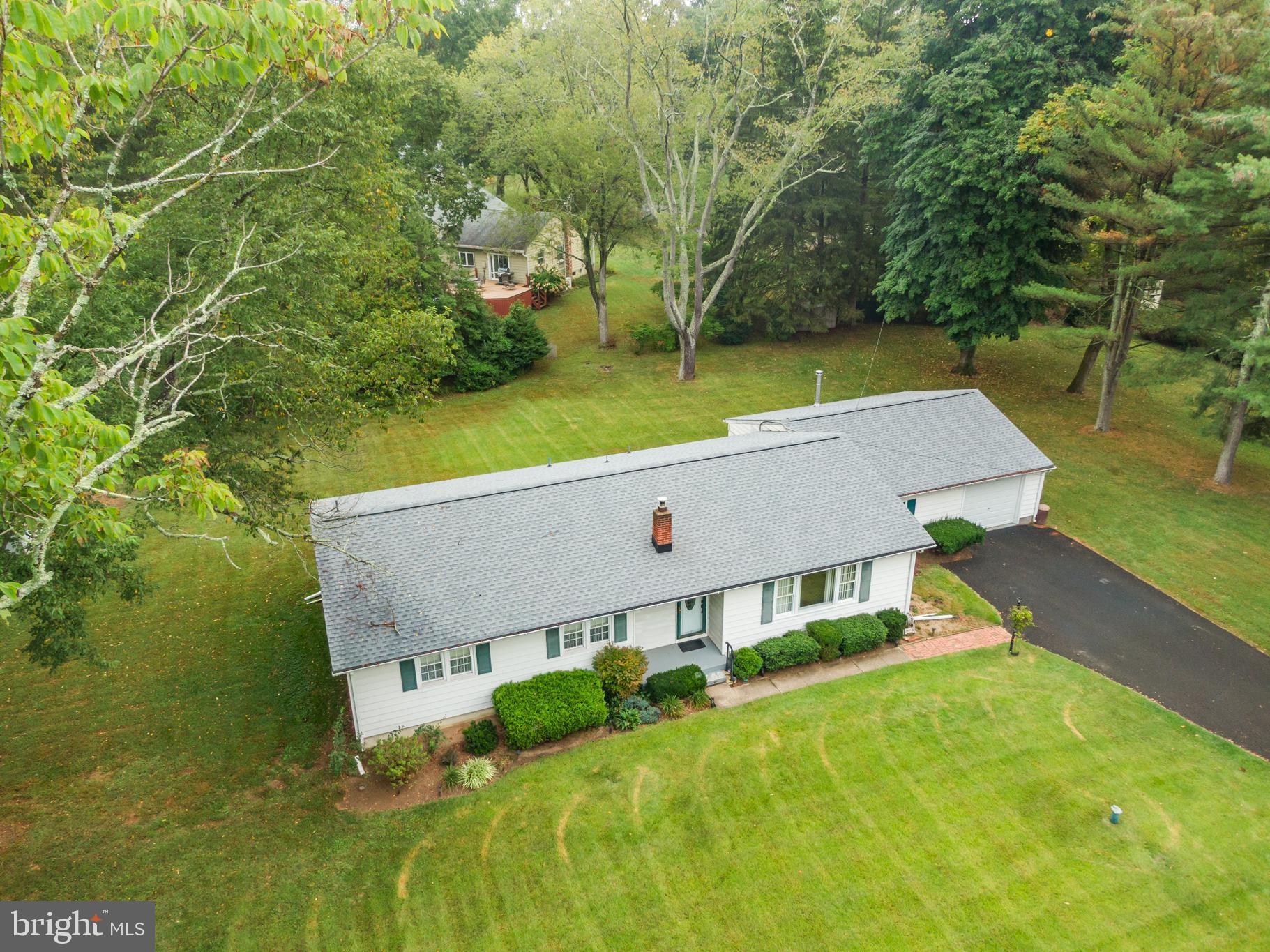 1114 GENERAL HAMILTON ROAD