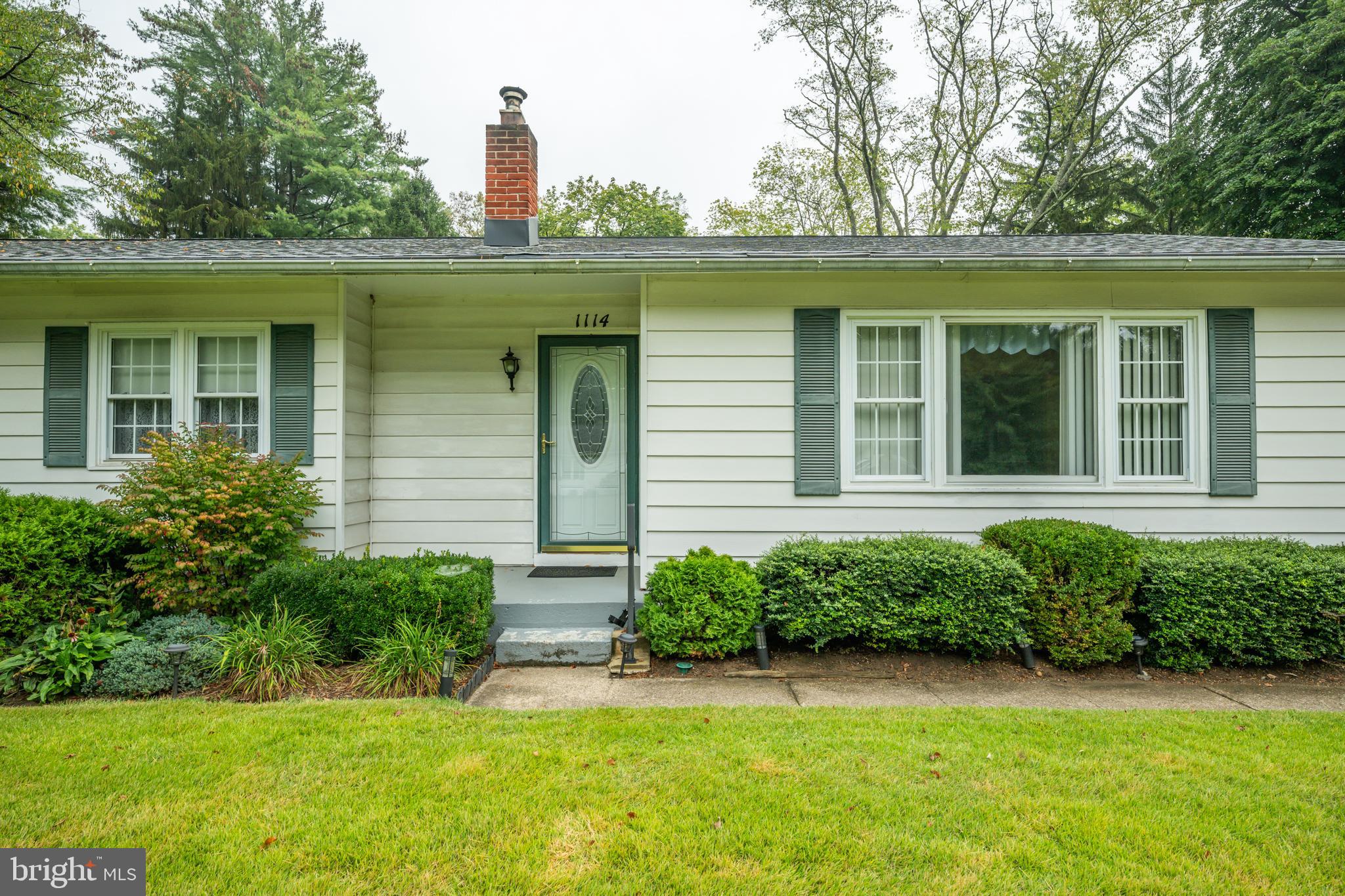 1114 GENERAL HAMILTON ROAD