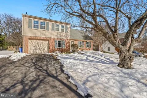 19105 N Pike Creek Place, Montgomery Village, MD MLS: MDMC2216794