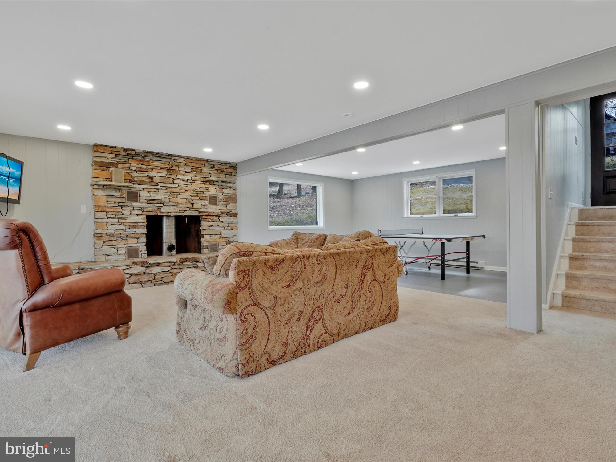 LAKE WYNONAH - Residential