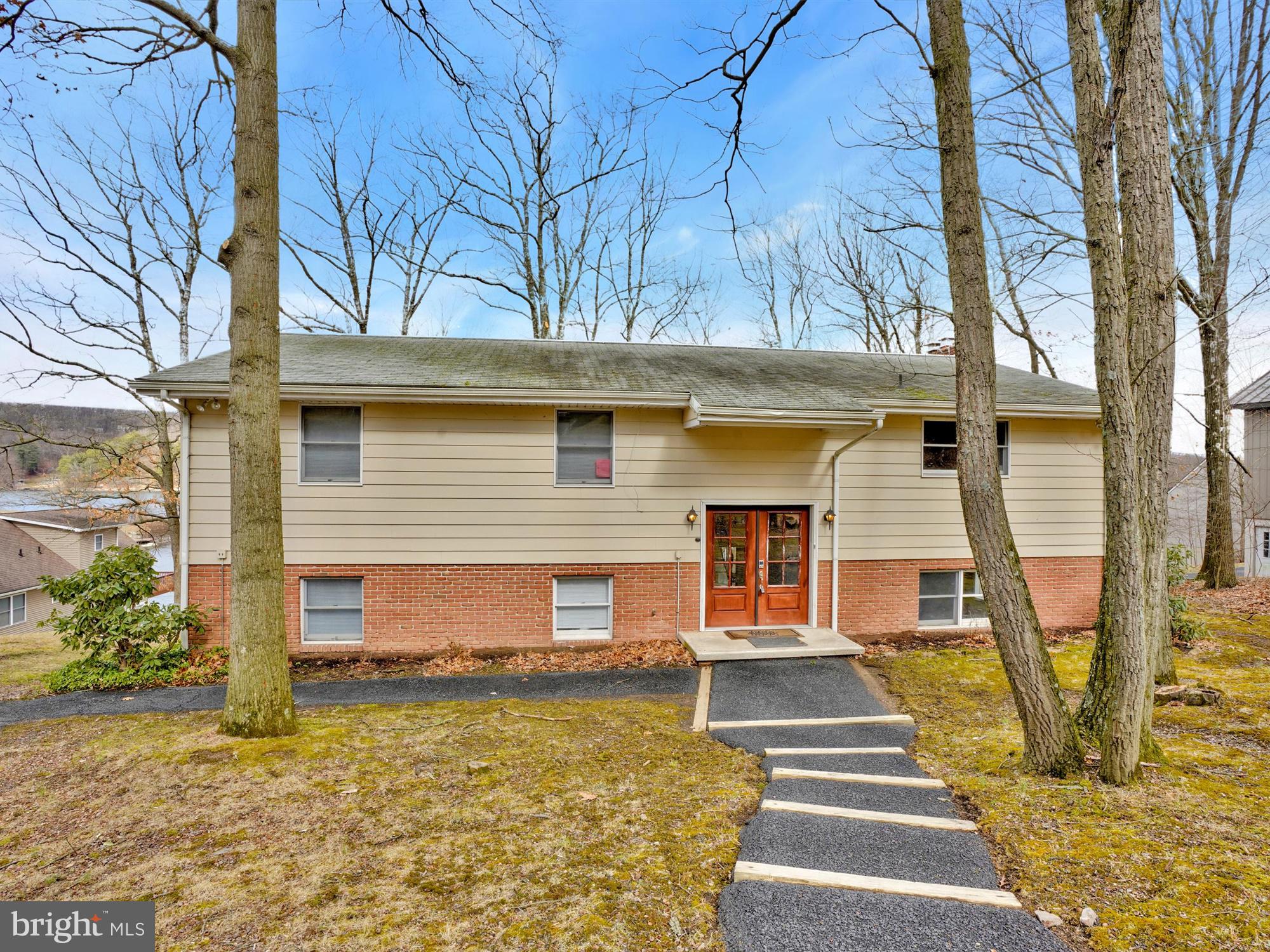 LAKE WYNONAH - Residential