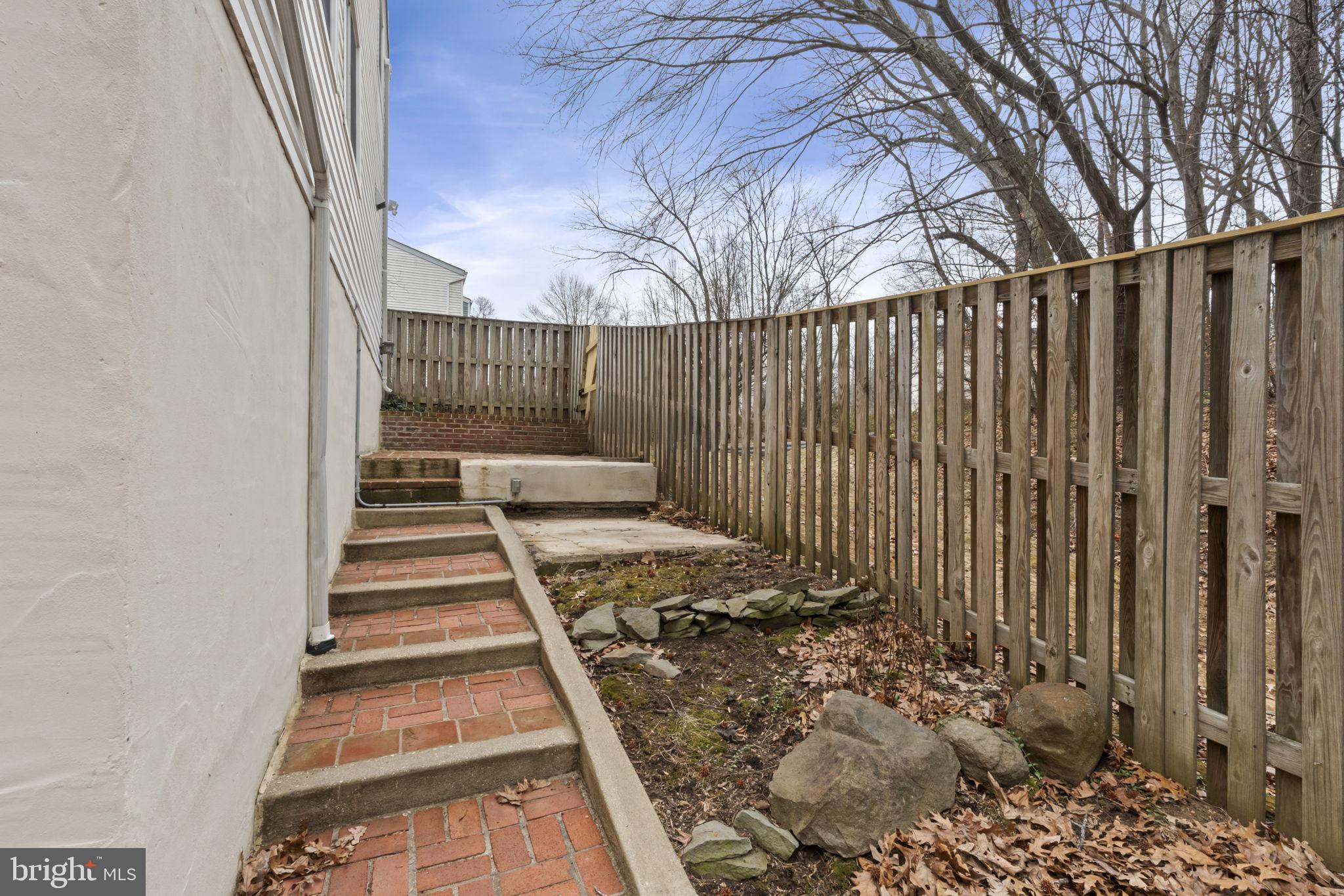 LITTLE ROCKY RUN - Residential