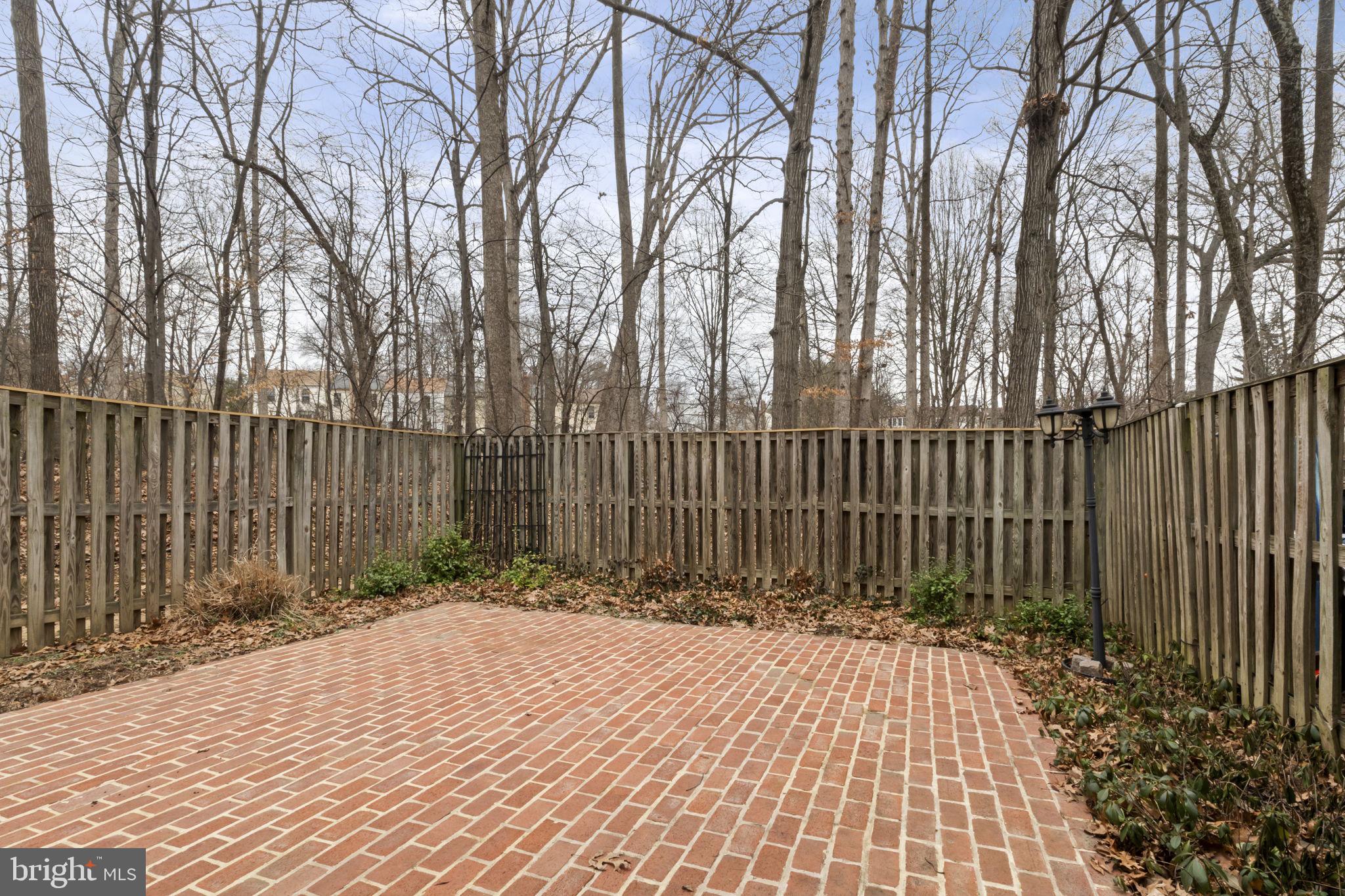 LITTLE ROCKY RUN - Residential