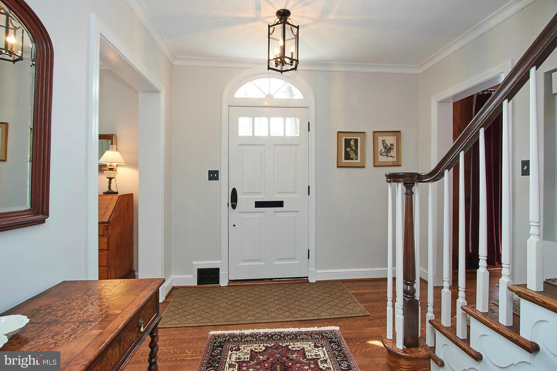 COUNTRY CLUB HILLS - Residential