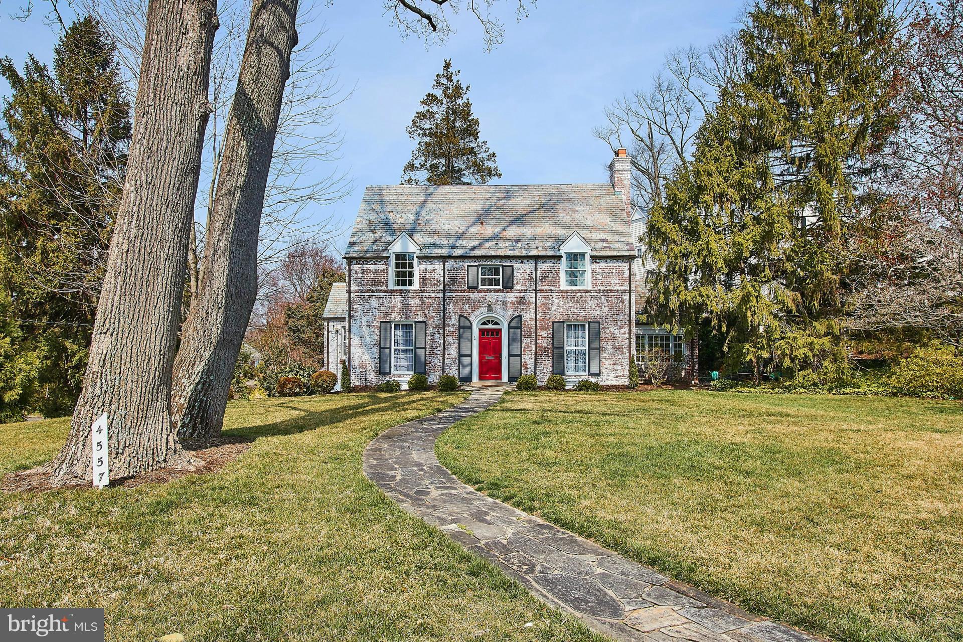 COUNTRY CLUB HILLS - Residential