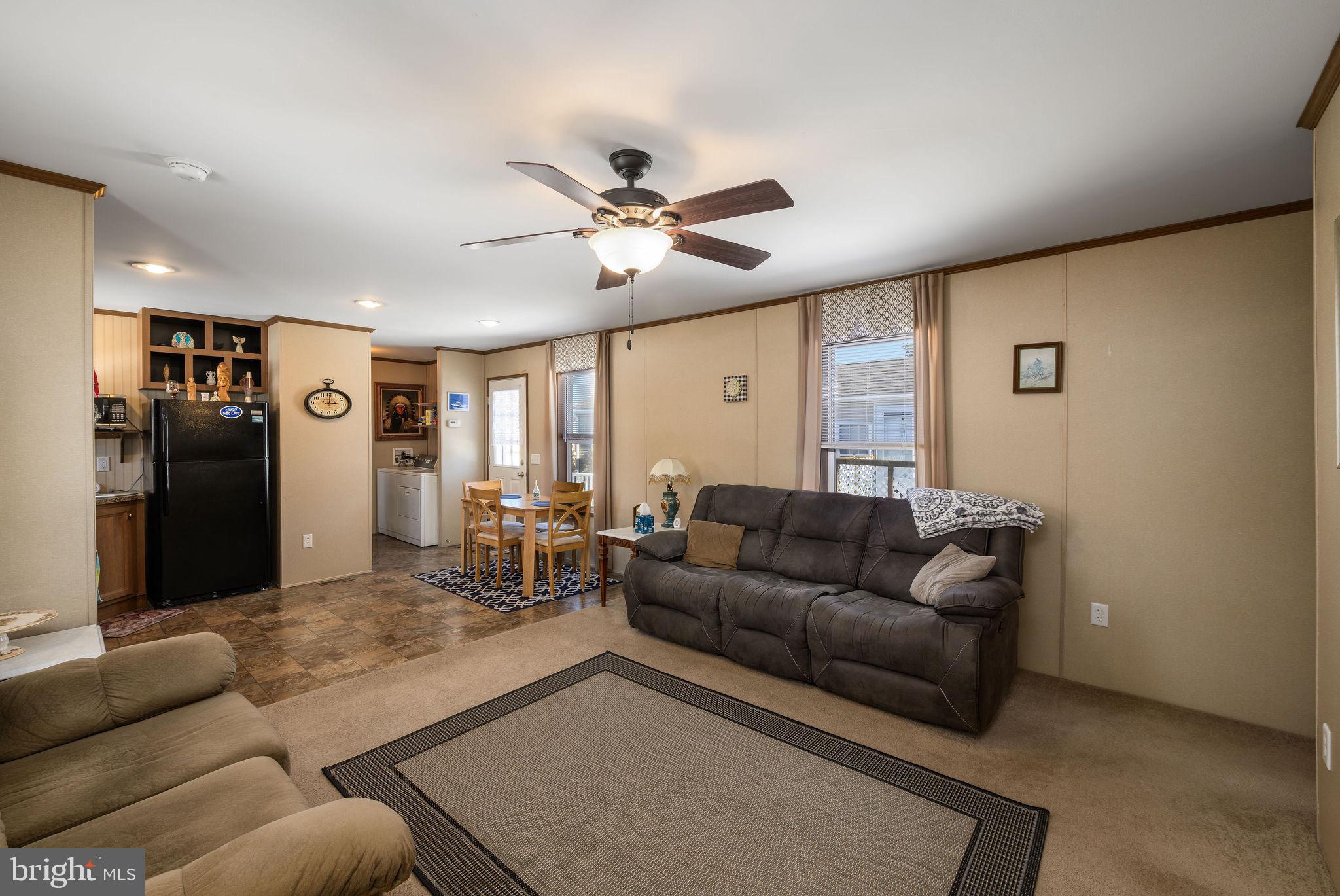 WHITE HOUSE BEACH - Residential