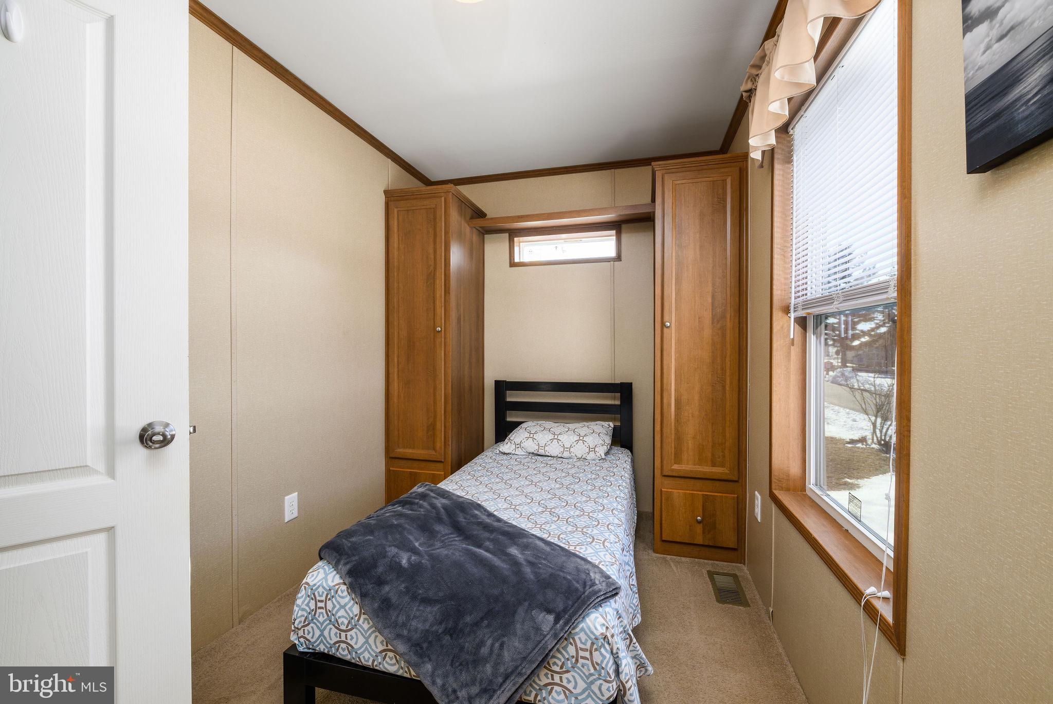 WHITE HOUSE BEACH - Residential