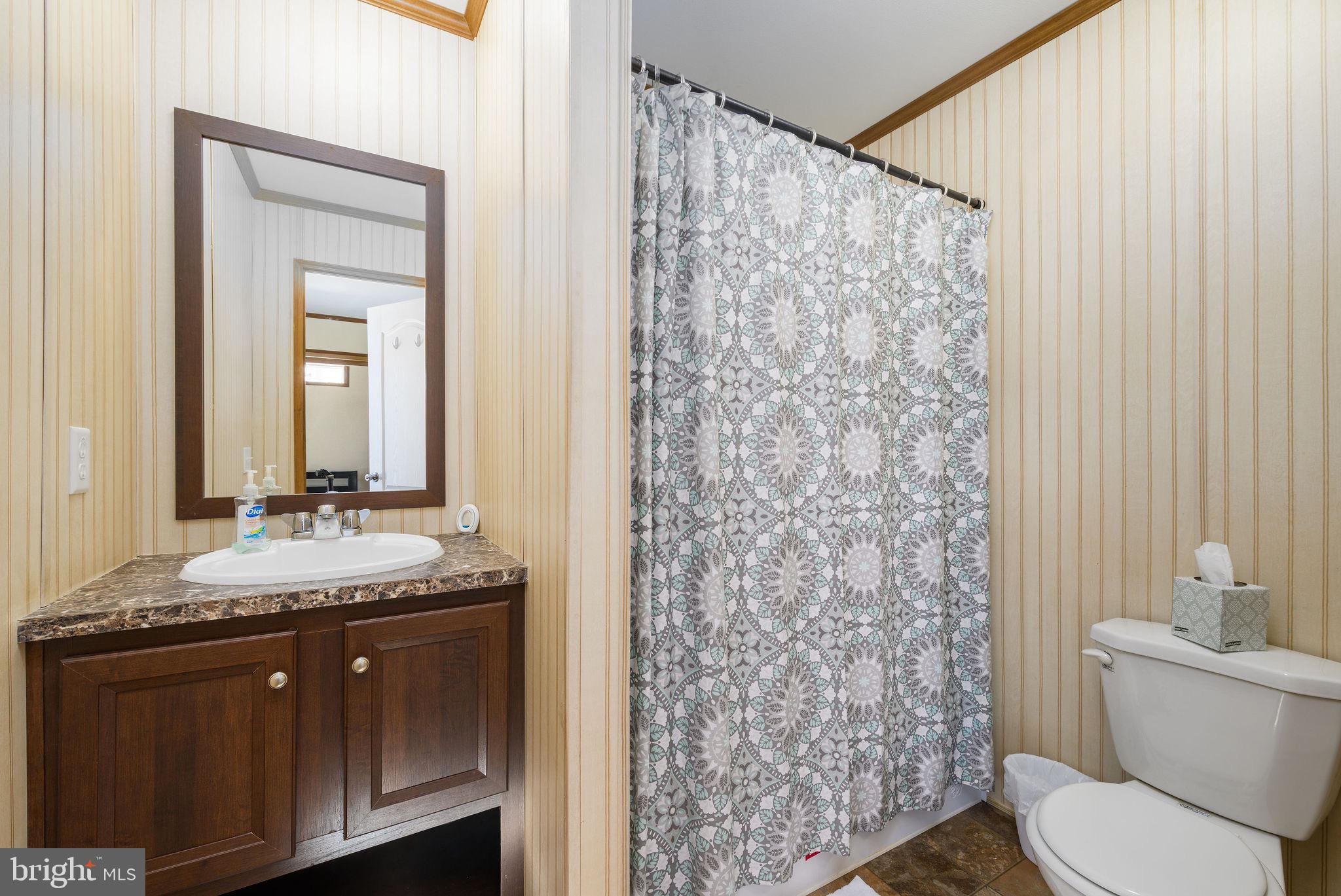 WHITE HOUSE BEACH - Residential