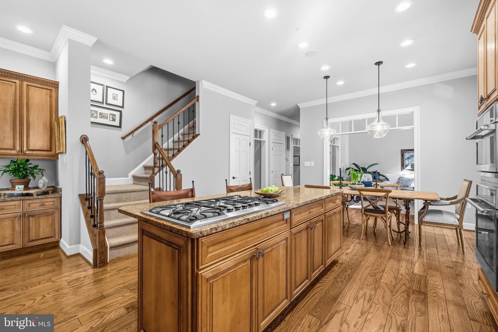 WOODLEA MANOR - Residential