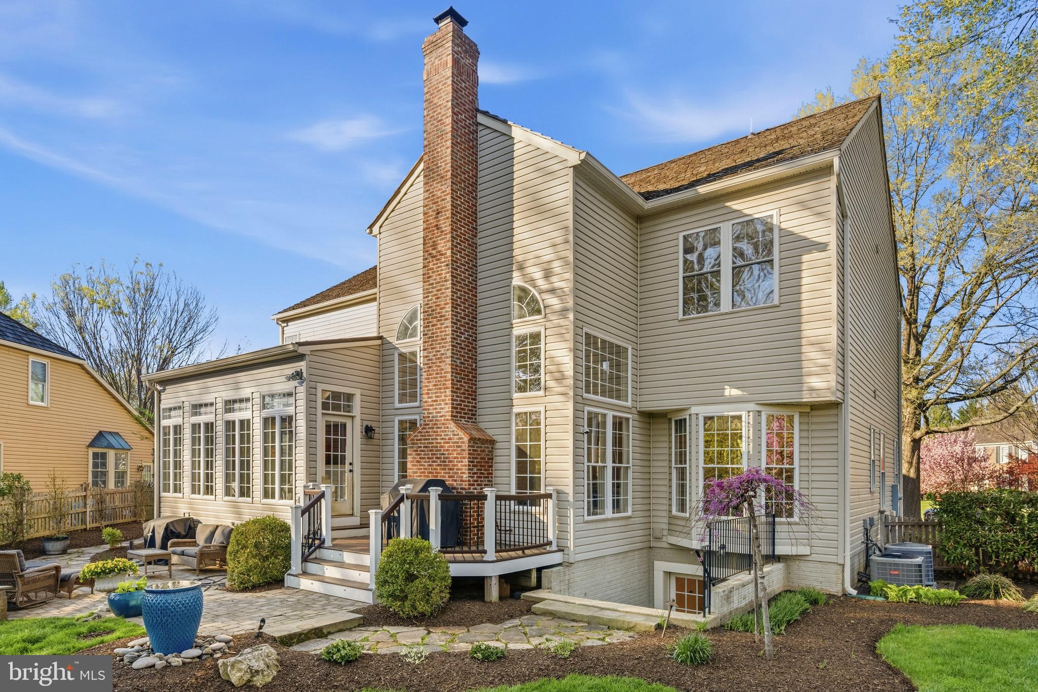 WOODLEA MANOR - Residential