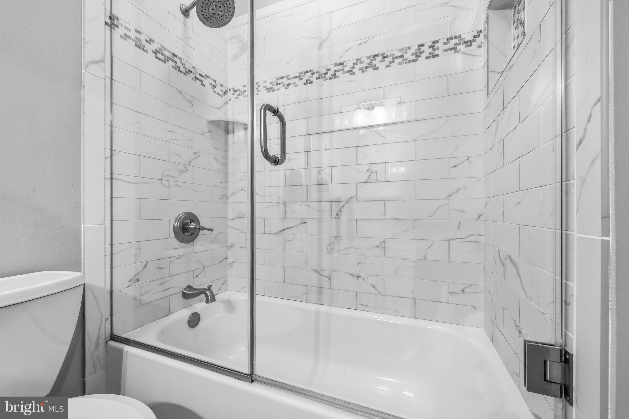 WOODLEA MANOR - Residential