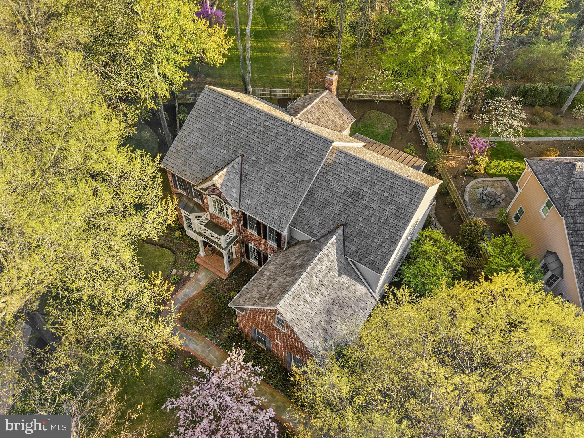 WOODLEA MANOR - Residential