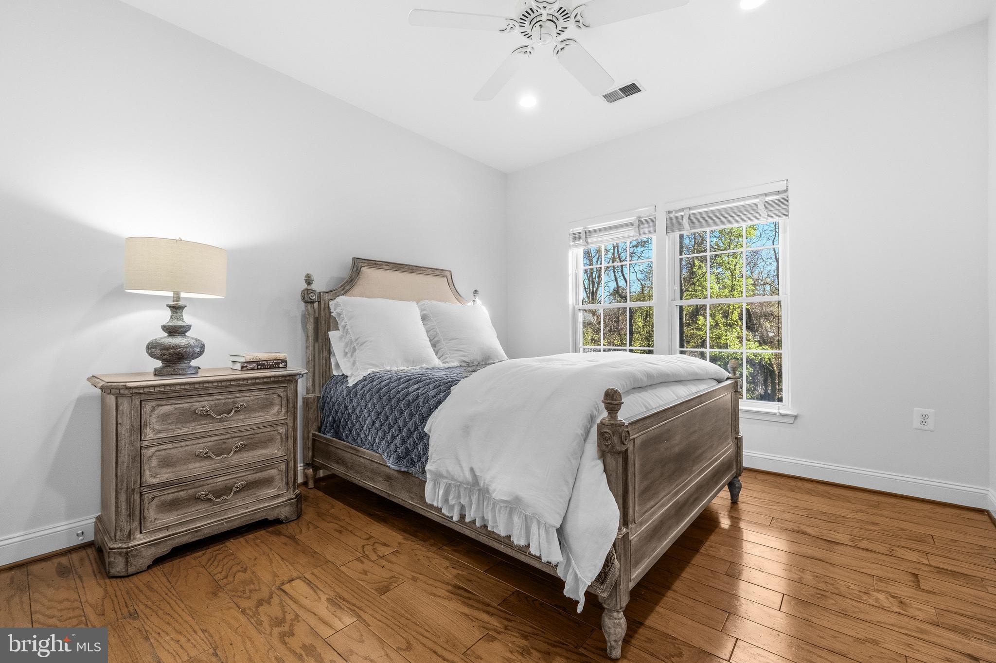 WOODLEA MANOR - Residential