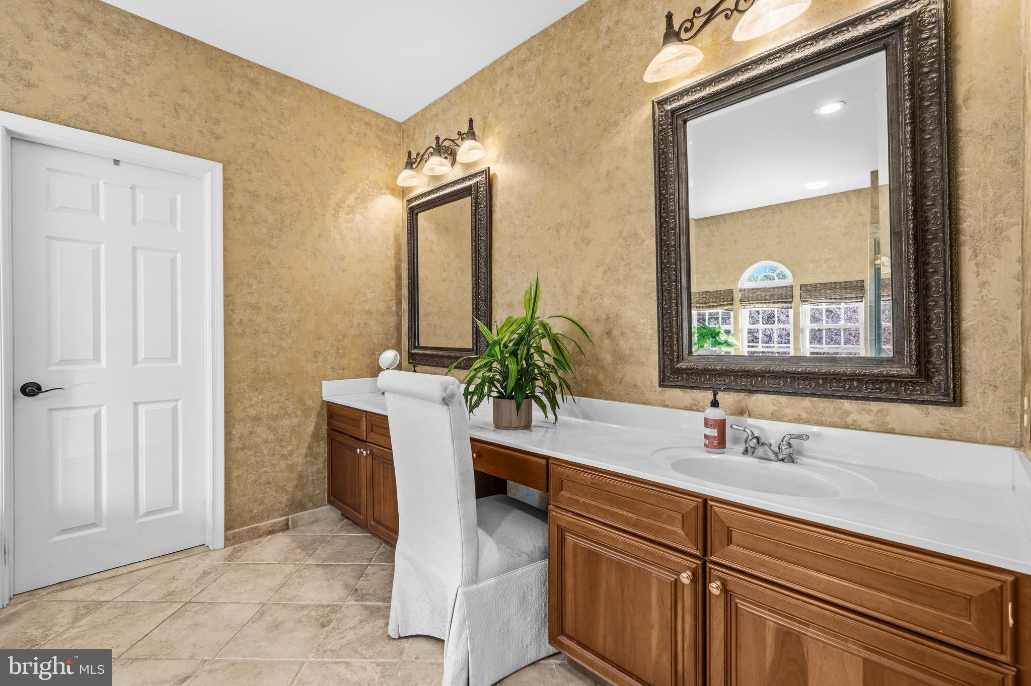 WOODLEA MANOR - Residential