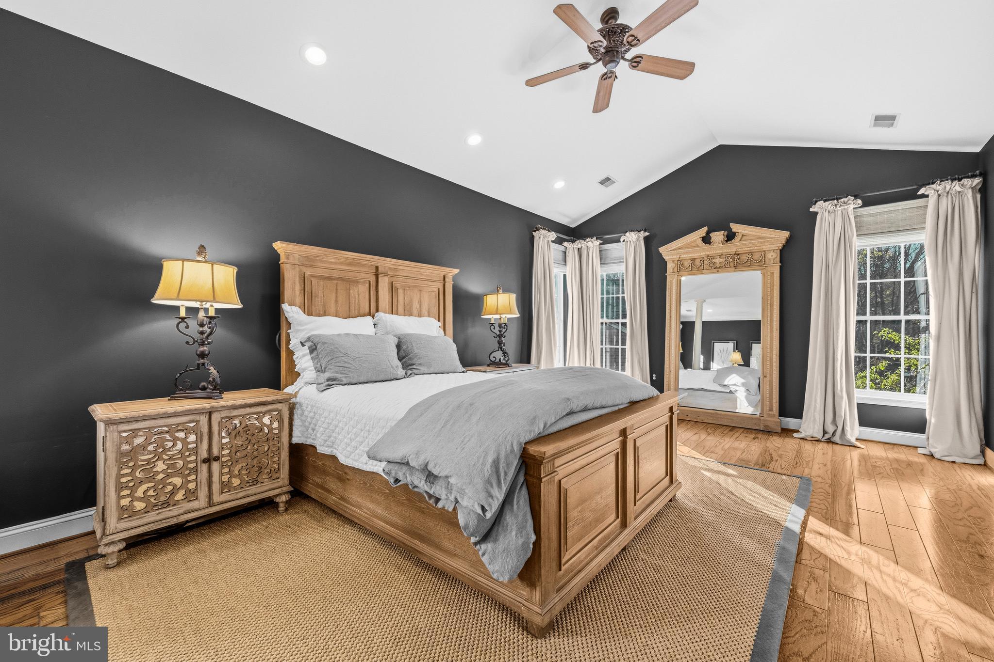 WOODLEA MANOR - Residential