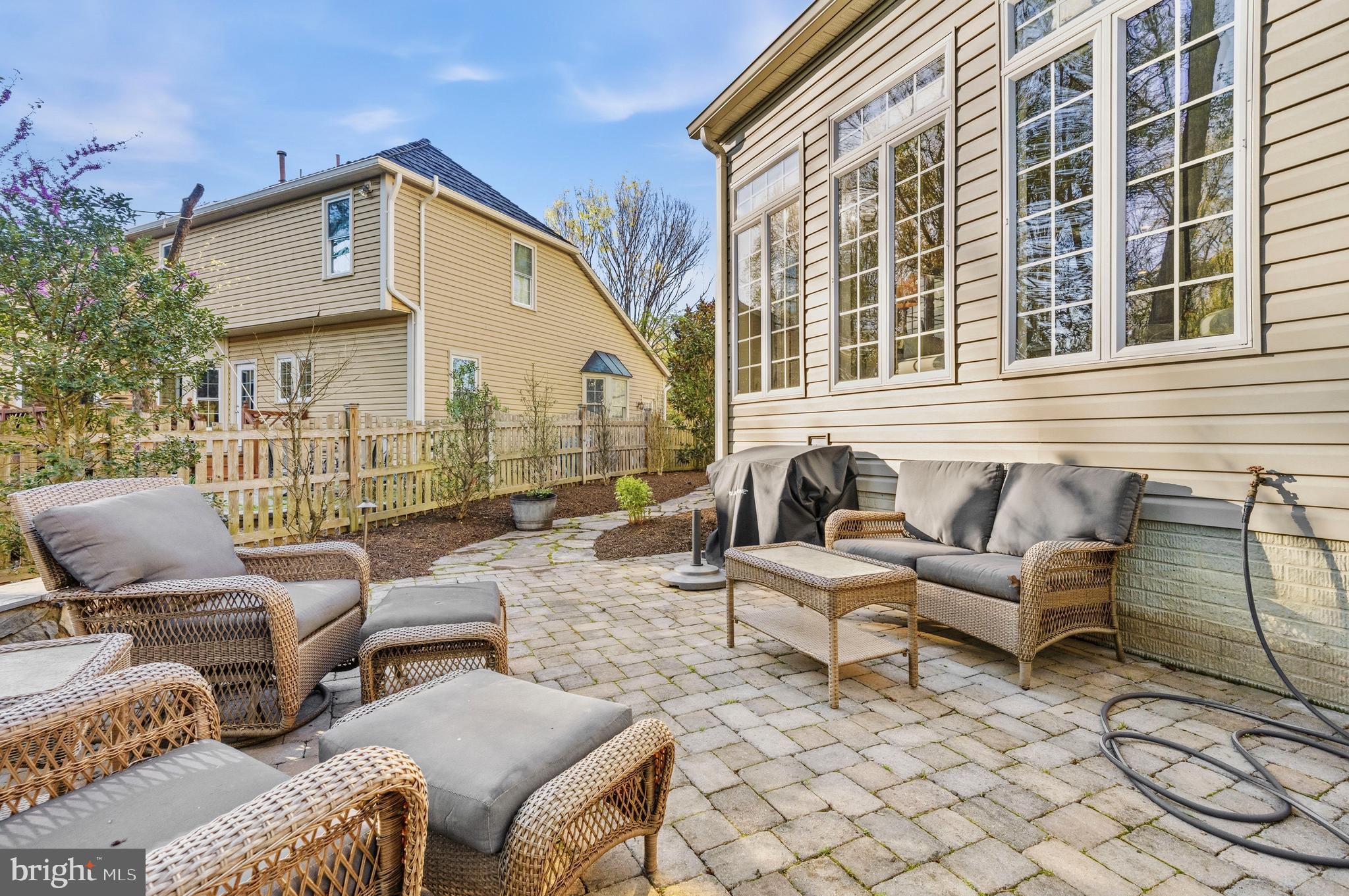 WOODLEA MANOR - Residential