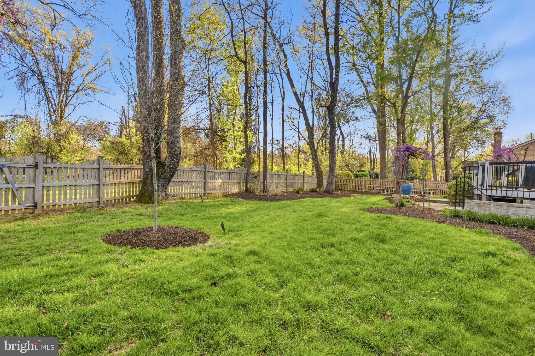 WOODLEA MANOR - Residential