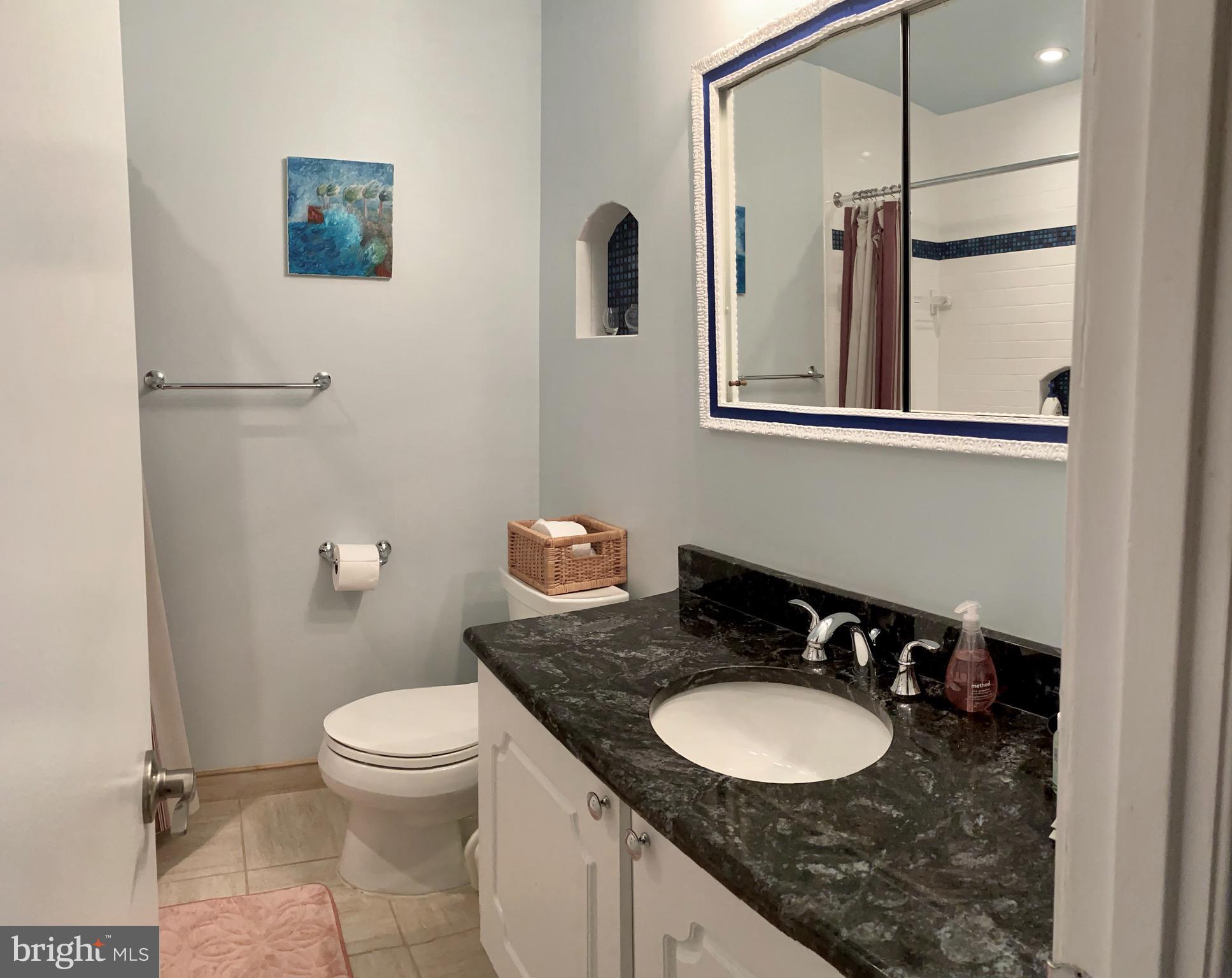 CARLYN SQUARE - Residential Lease