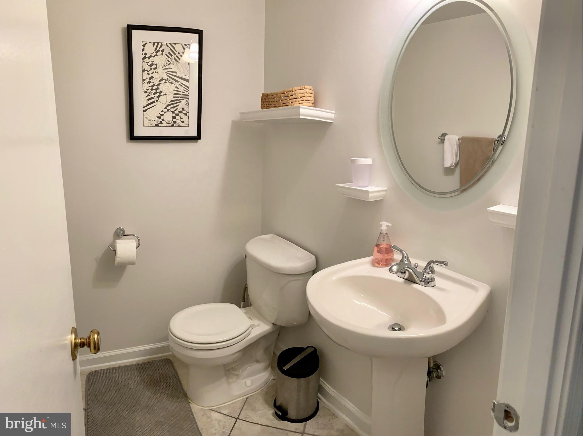 CARLYN SQUARE - Residential Lease