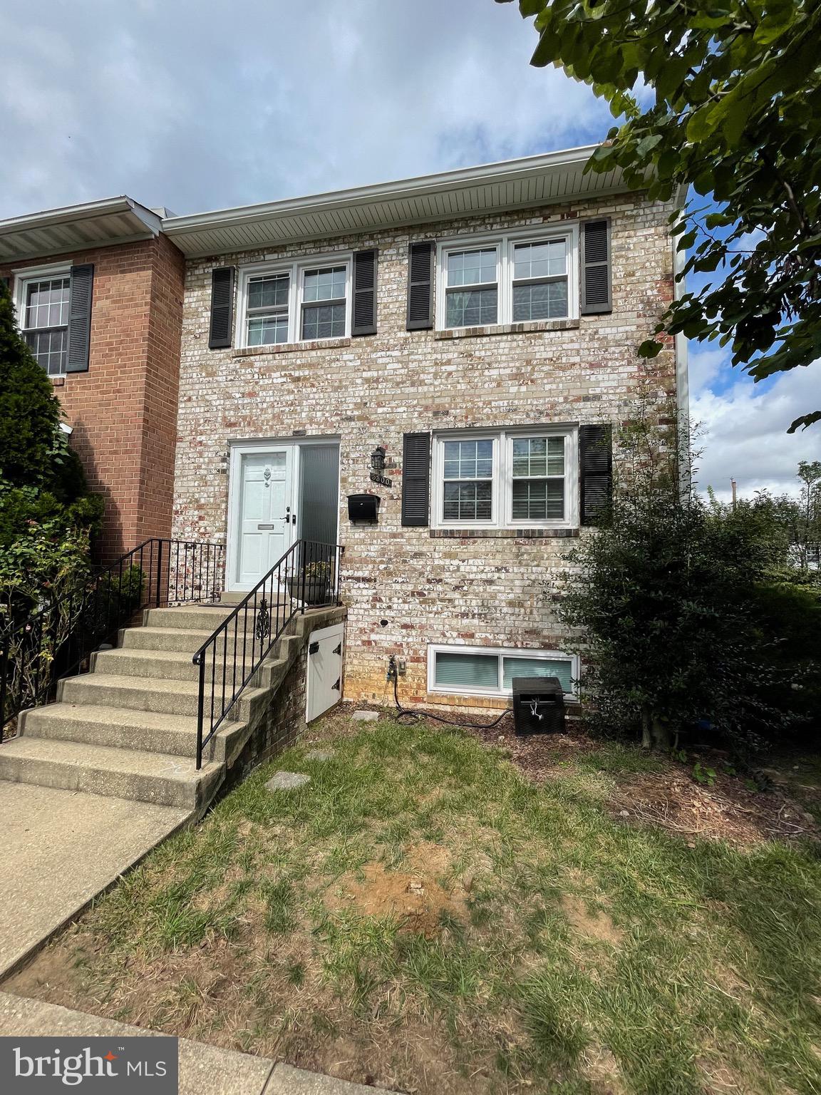 3300 SPRING LANE