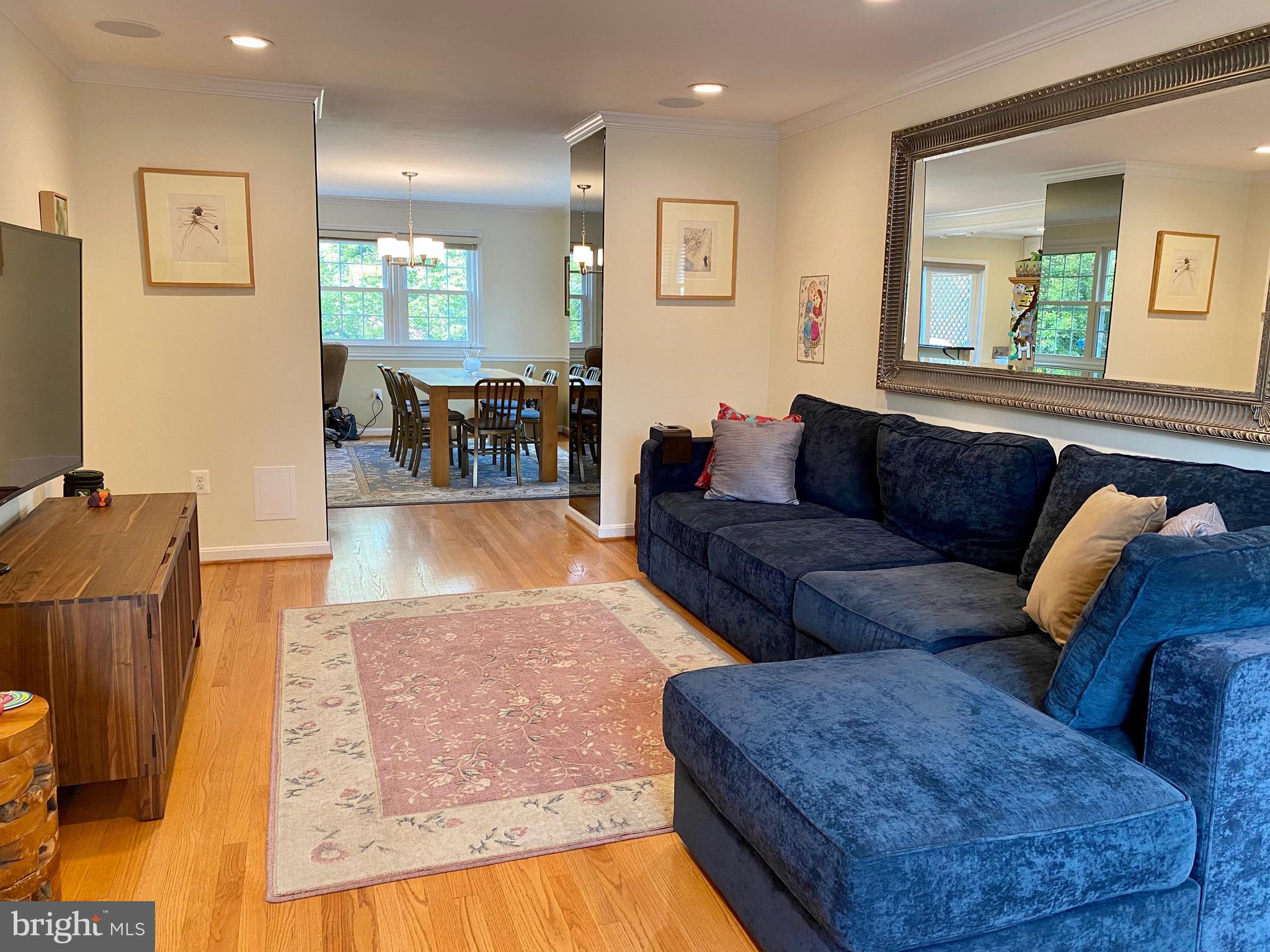 CARLYN SQUARE - Residential Lease