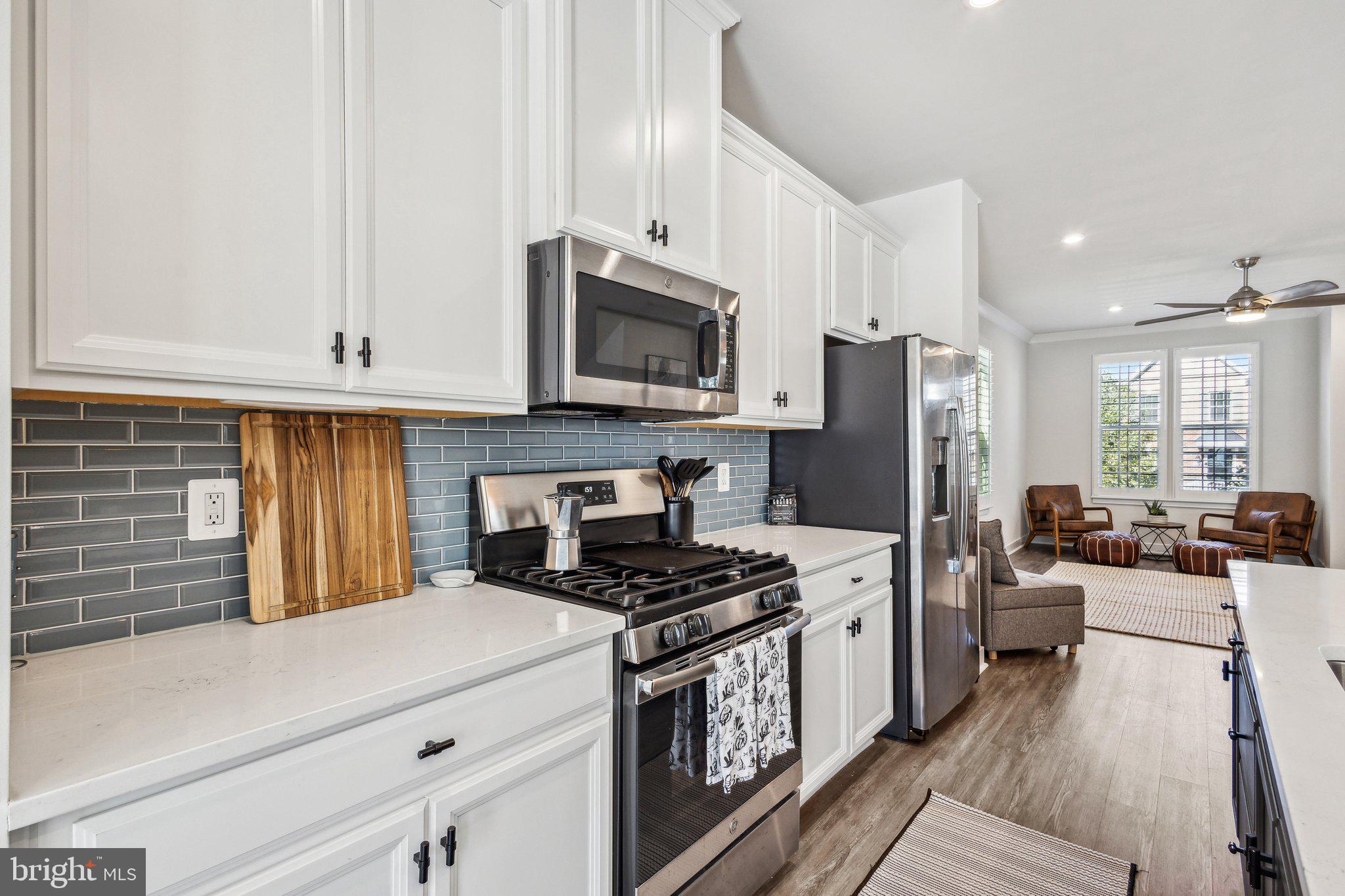 POTOMAC SHORES - Residential Lease