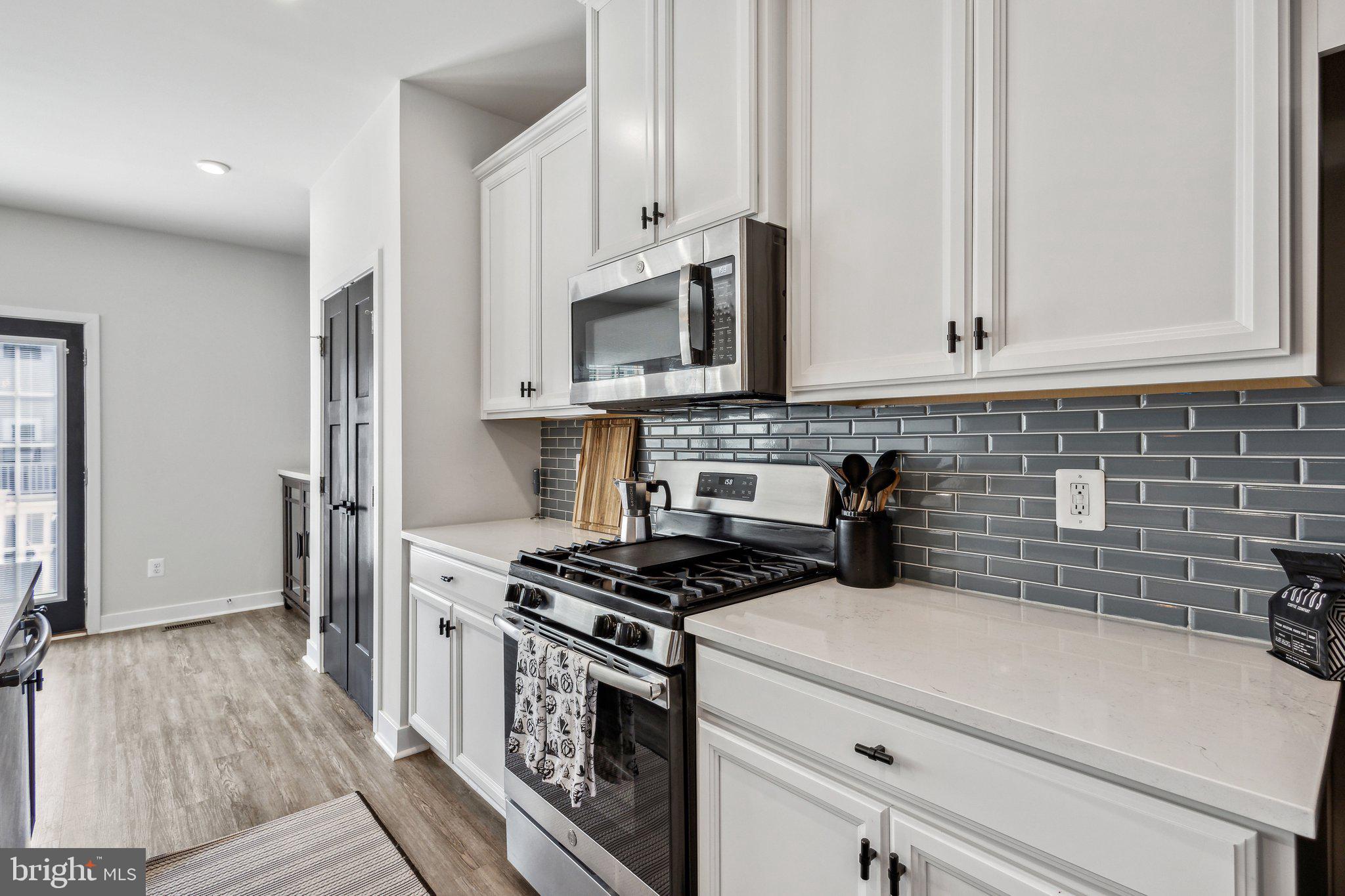 POTOMAC SHORES - Residential Lease