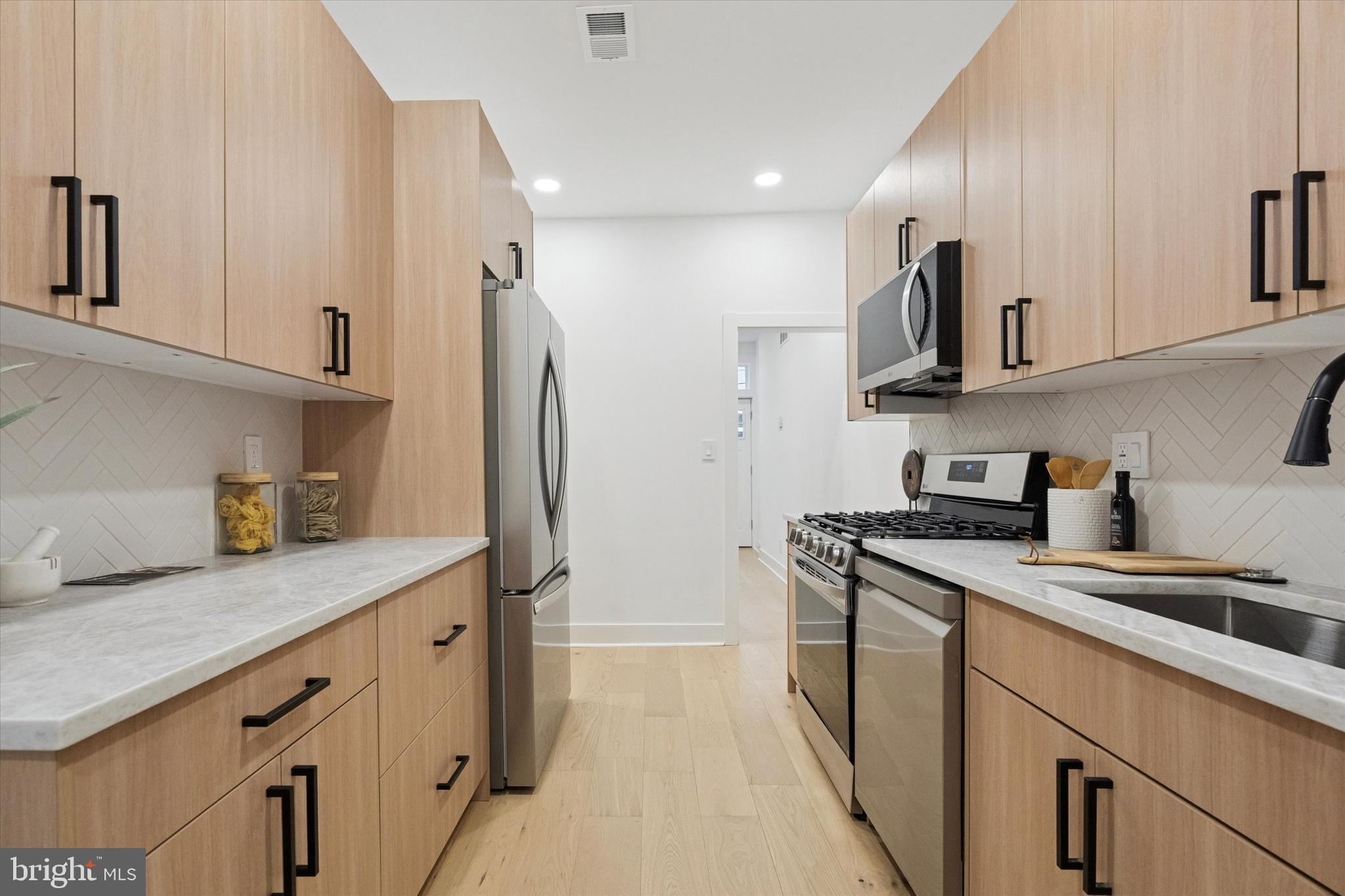 PHILADELPHIA - Residential