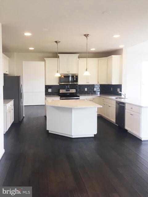 SPRINGDALE FARM - Residential