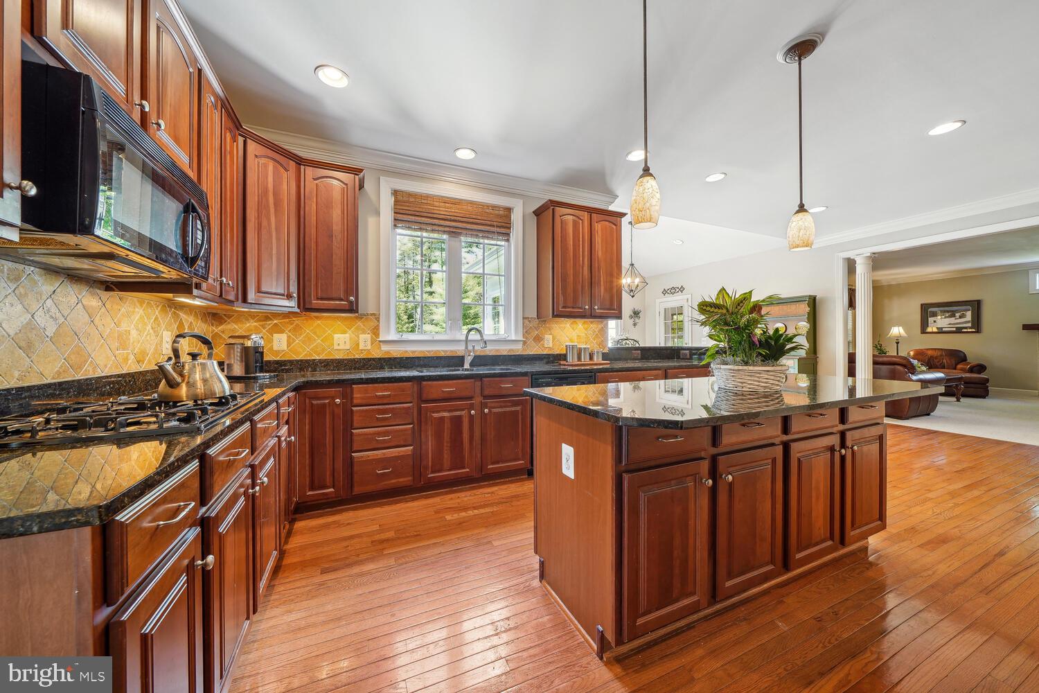 QUAIL POND - Residential