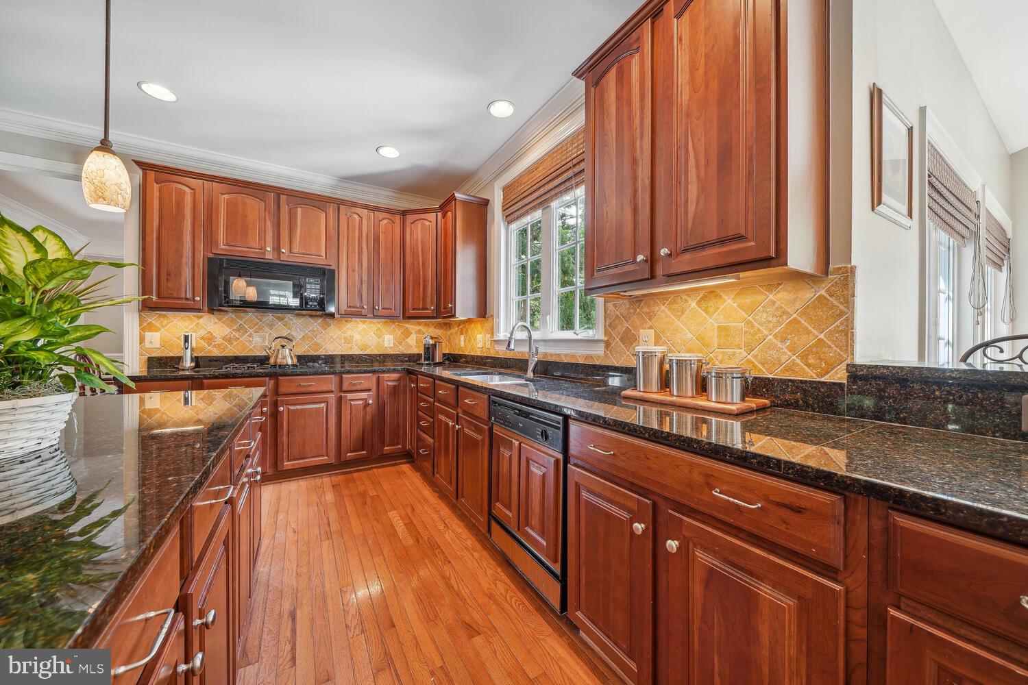 QUAIL POND - Residential