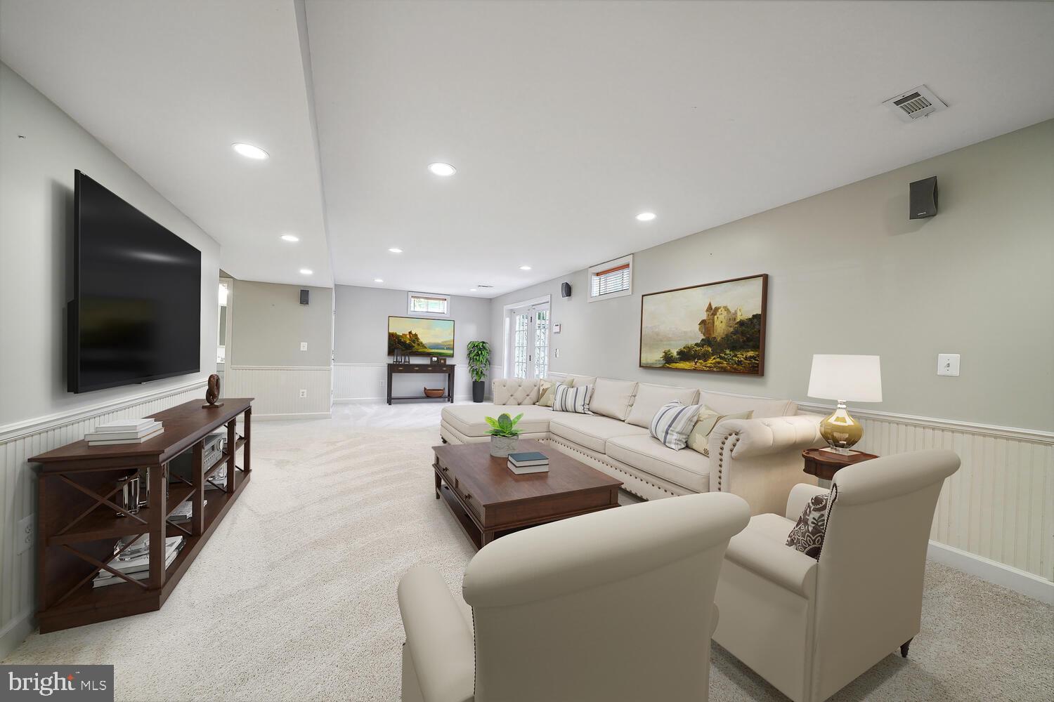 QUAIL POND - Residential