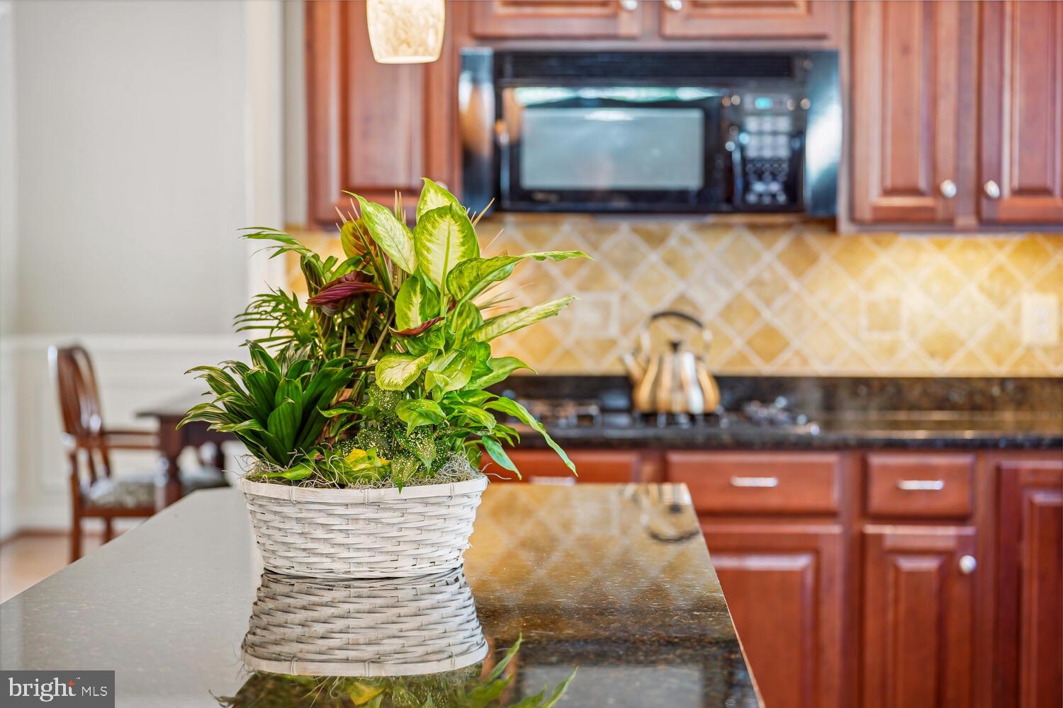 QUAIL POND - Residential