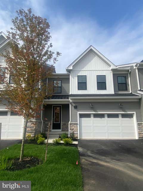 Photo of 3 Holtz Way, WEST WINDSOR, NJ 08550 (MLS # NJME2082484)
