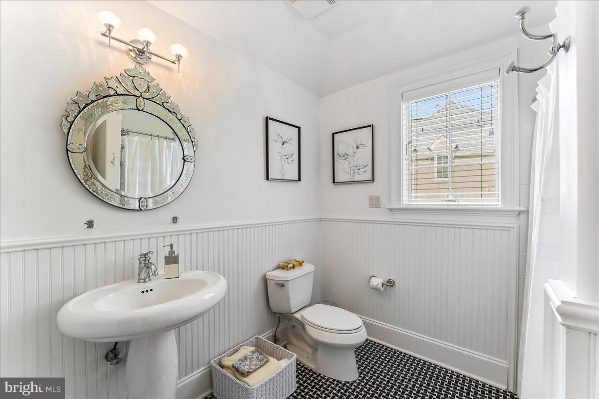 HAVERFORD RESERVE - Residential