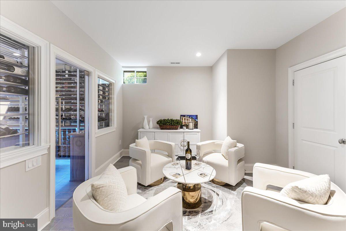 HAVERFORD RESERVE - Residential