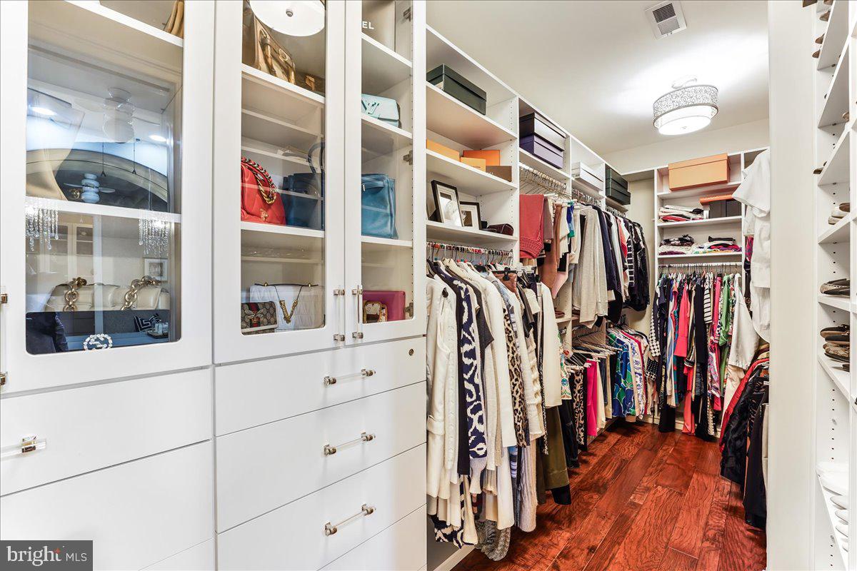 HAVERFORD RESERVE - Residential